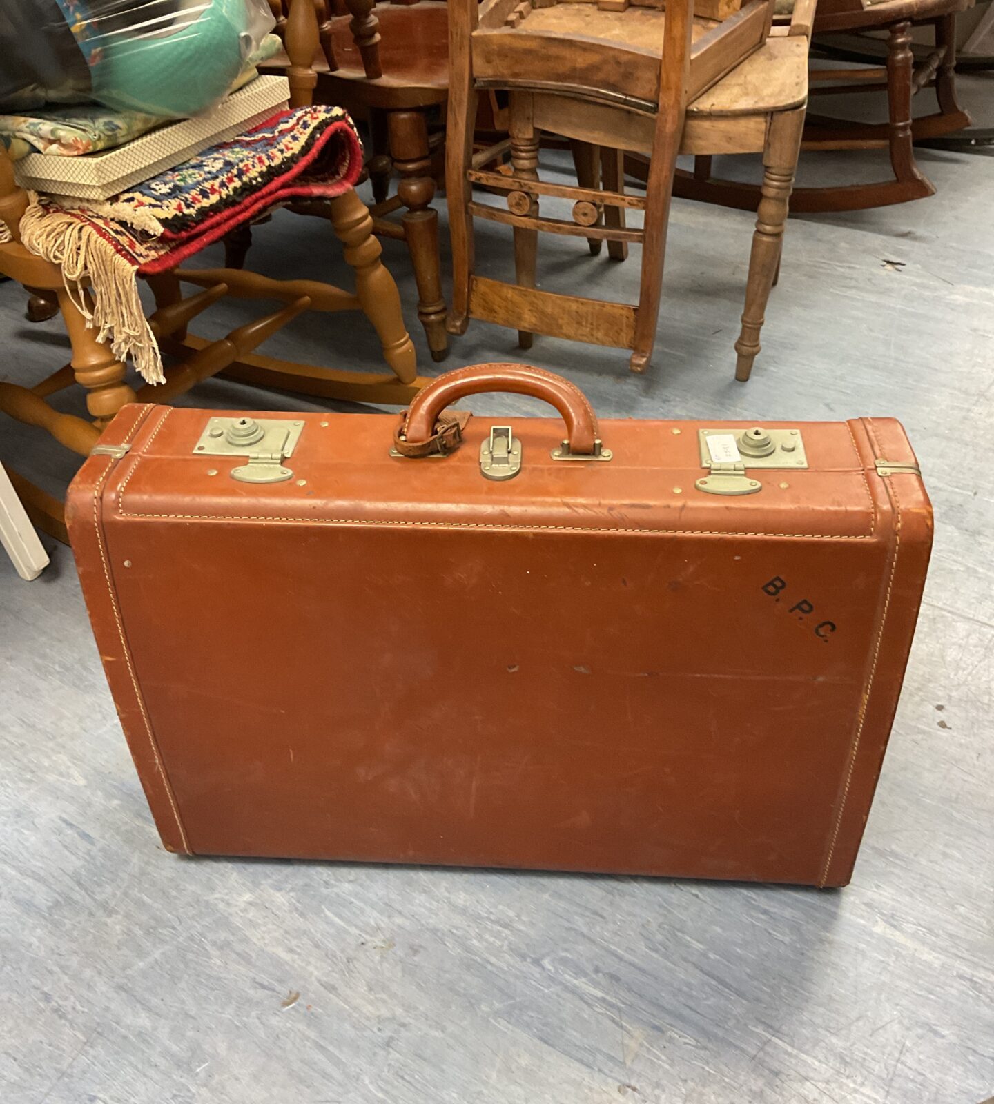 Large vintage leather travel case