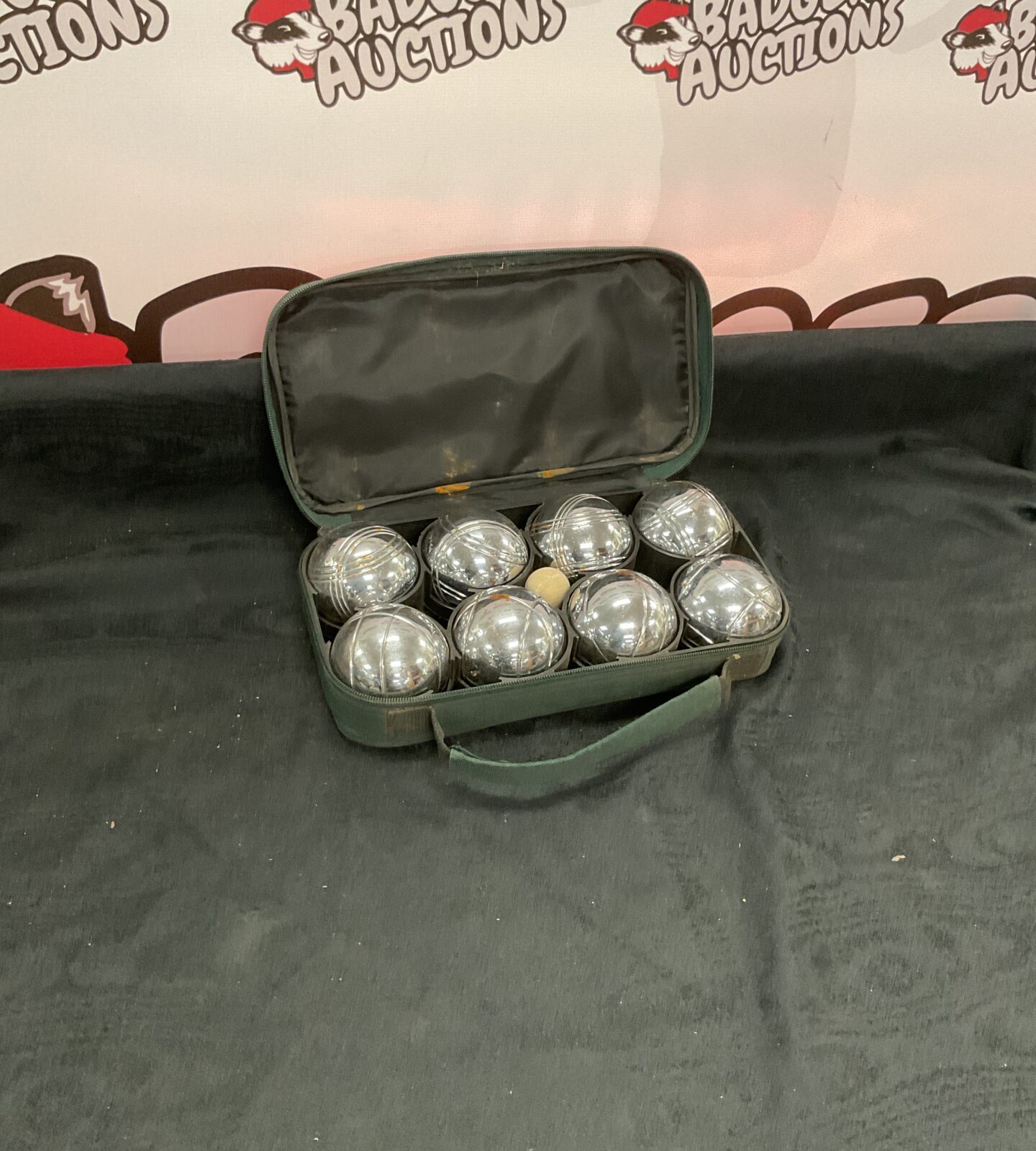 Set of jaques boules