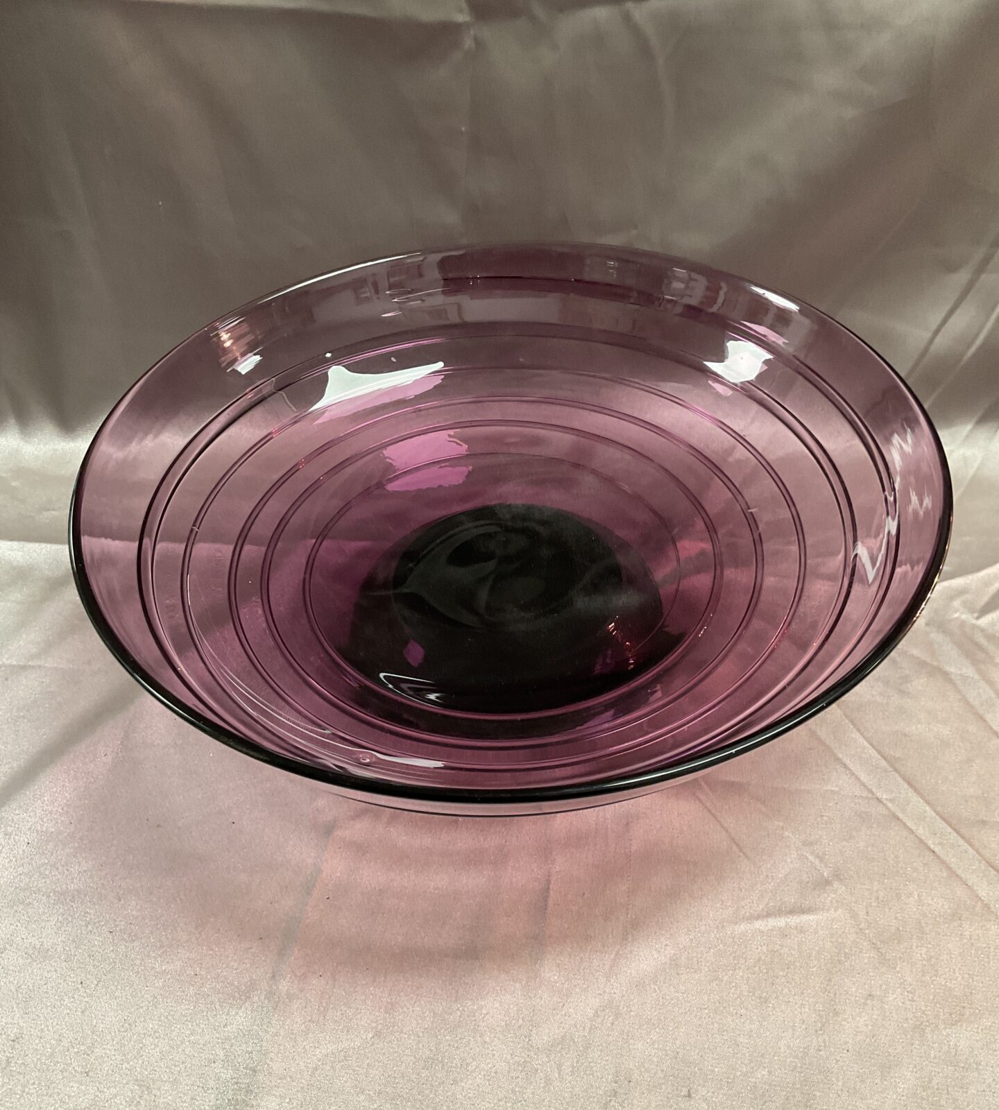 Amethyst Purple whitefriars ribbon trailed 11” bowl
