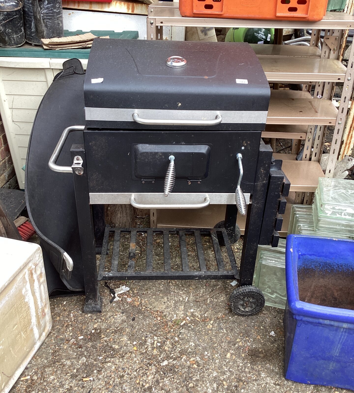 Metal BBQ needs new griddle