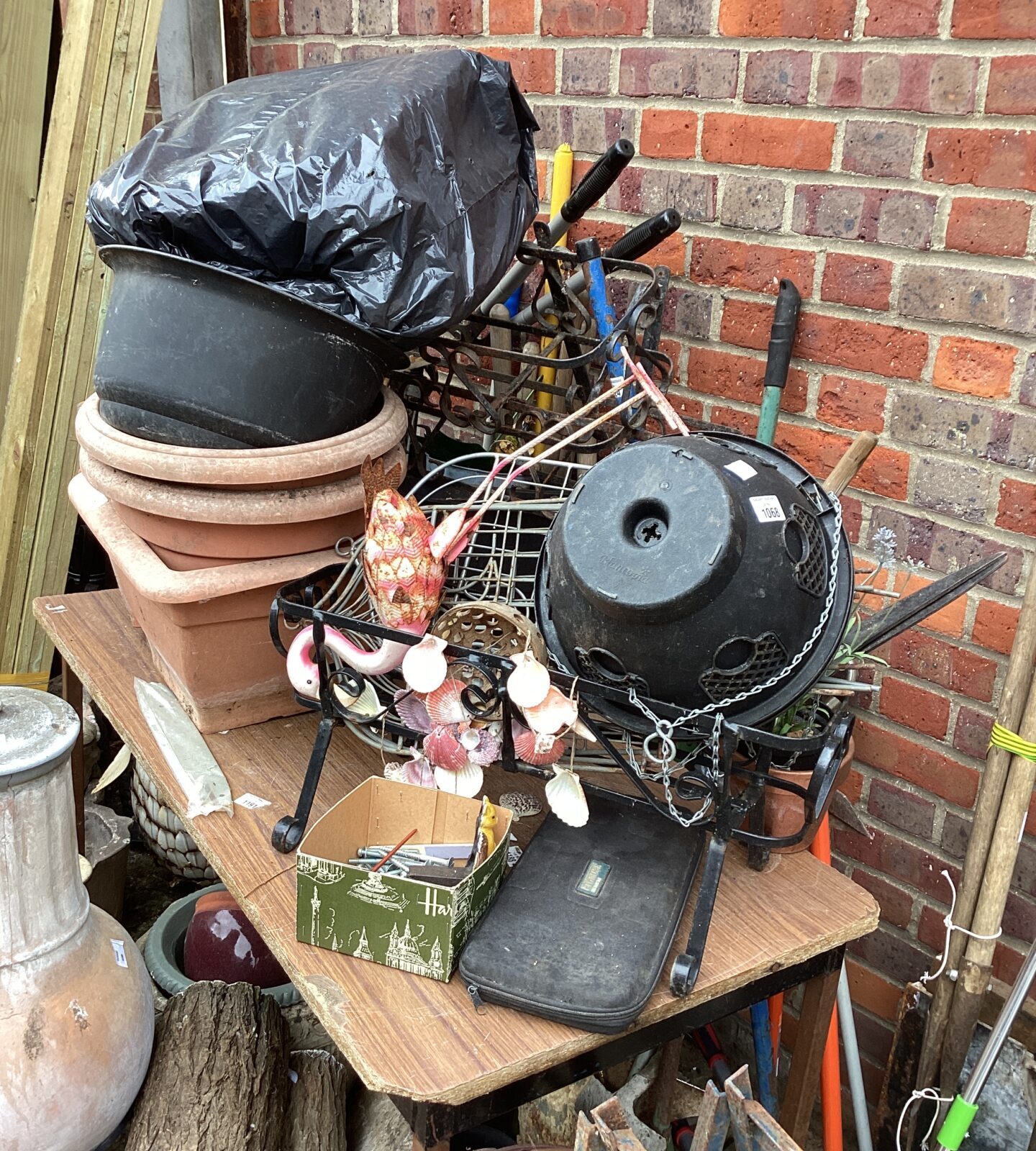 Job lot of garden items inc metal flamingo