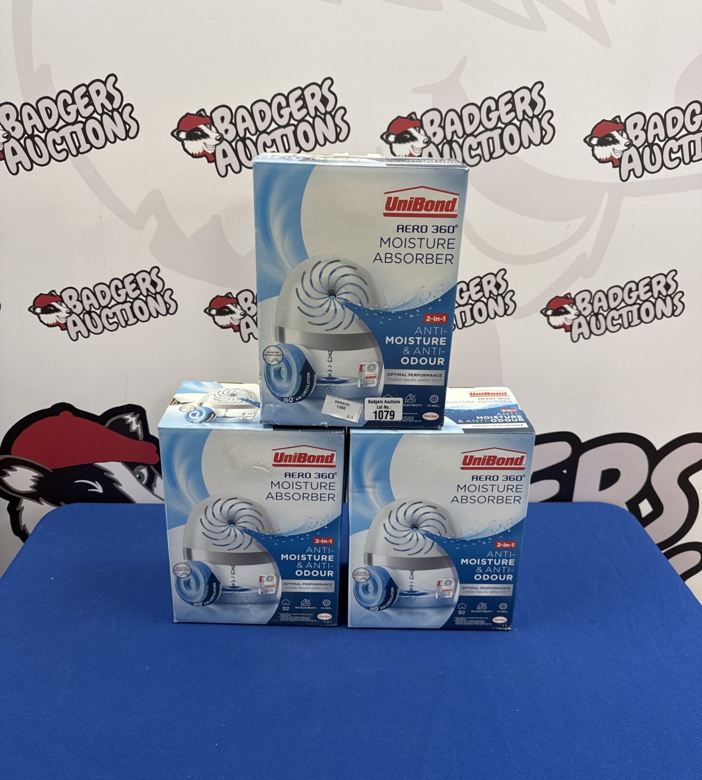 Three unibond aero 360 moisture absorbers