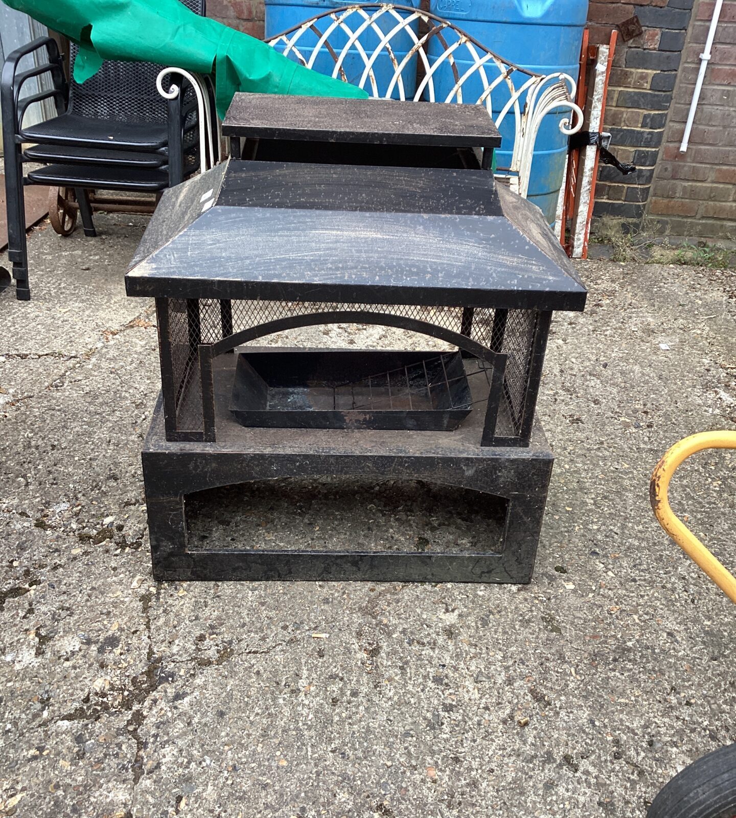 Garden fire pit