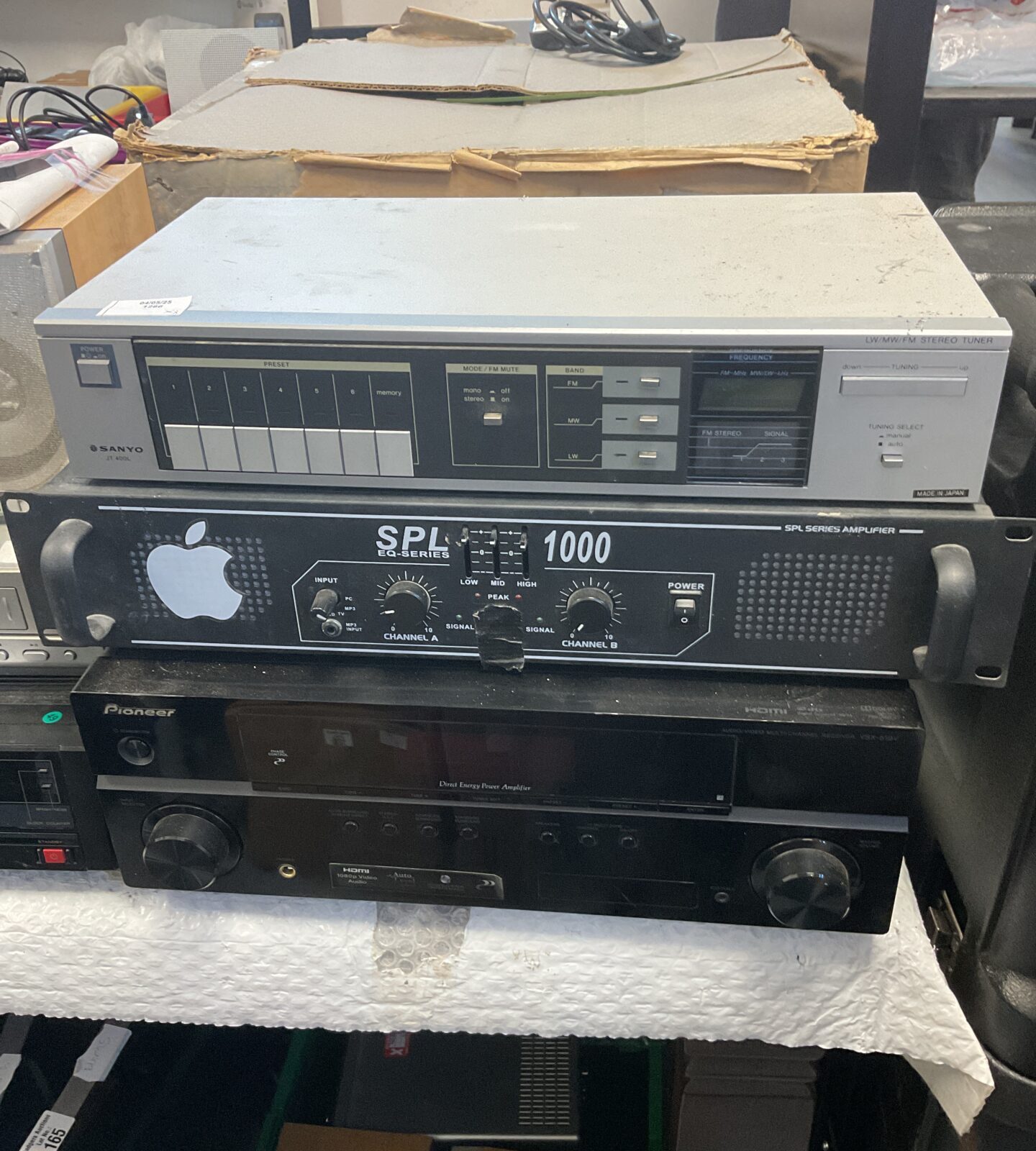 Three hifi separates inc pioneer vsx-519v & spl eq series 1000 amplifier