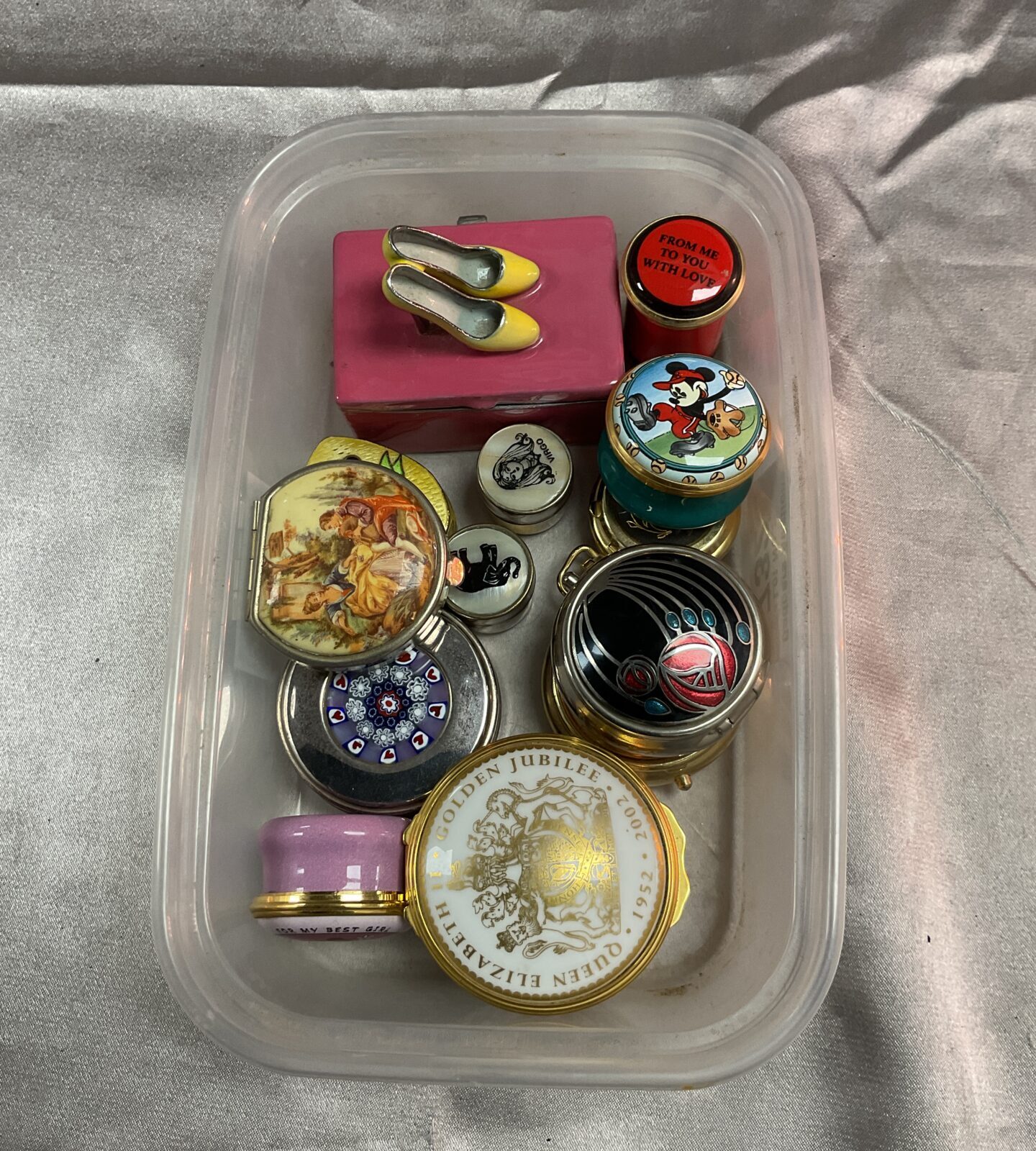 Tray of Assorted Small pill boxes