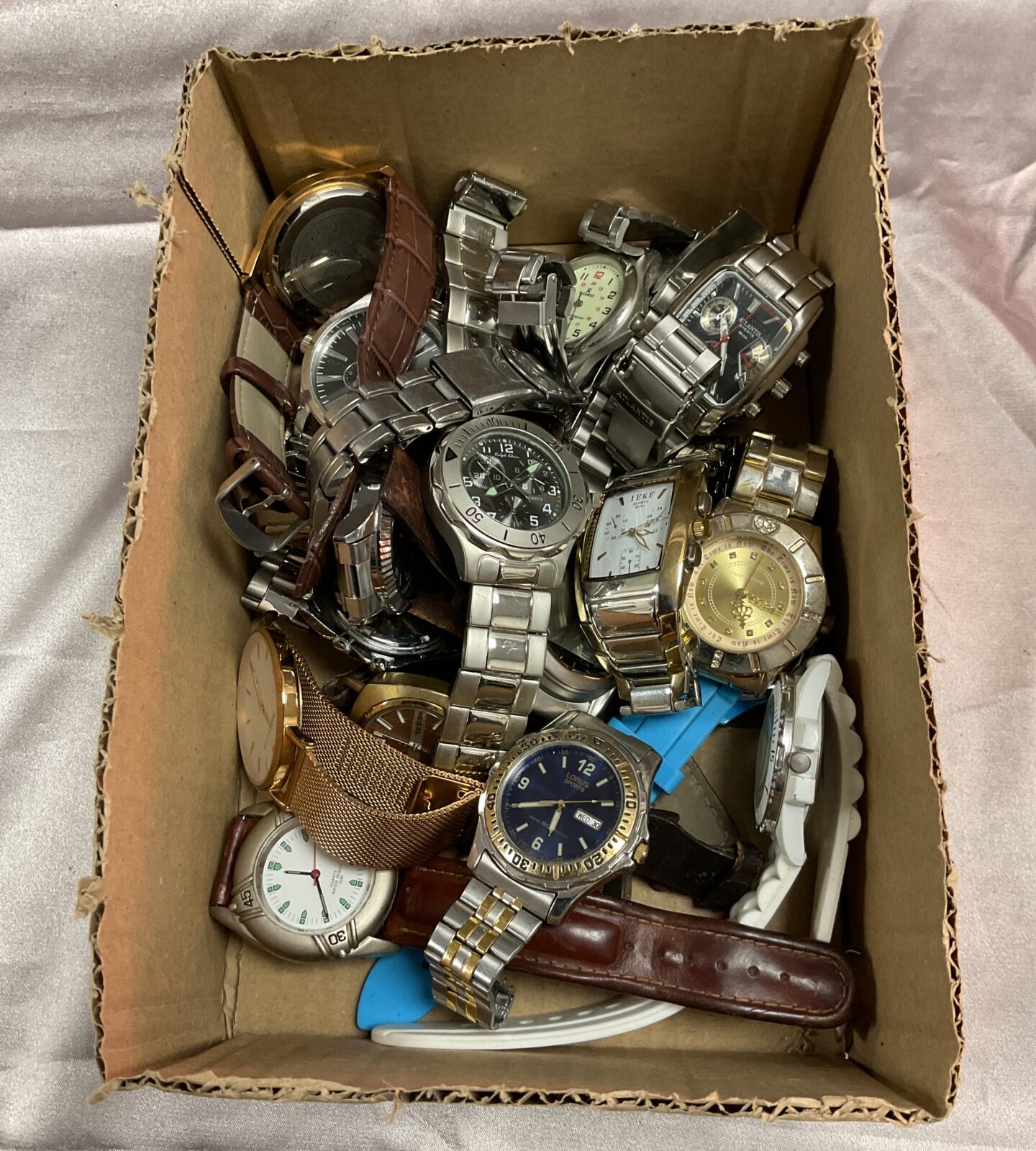 Box of assorted Wristwatches
