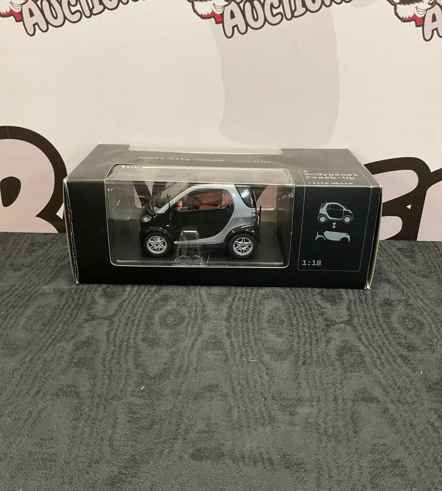 Boxed smartware smart city coupe diecast model