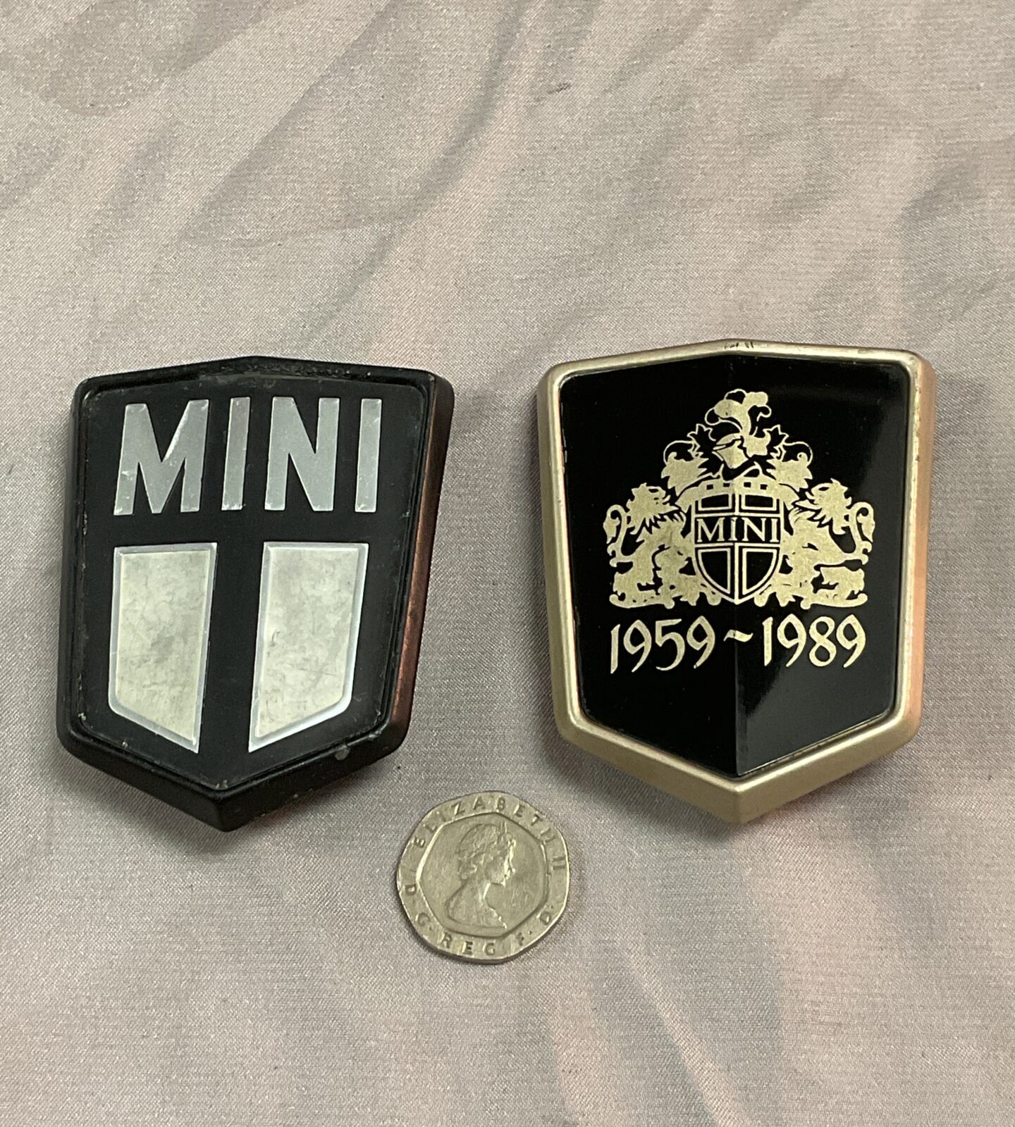 Classic mini 1959 - 1989 Badge and Mini badge