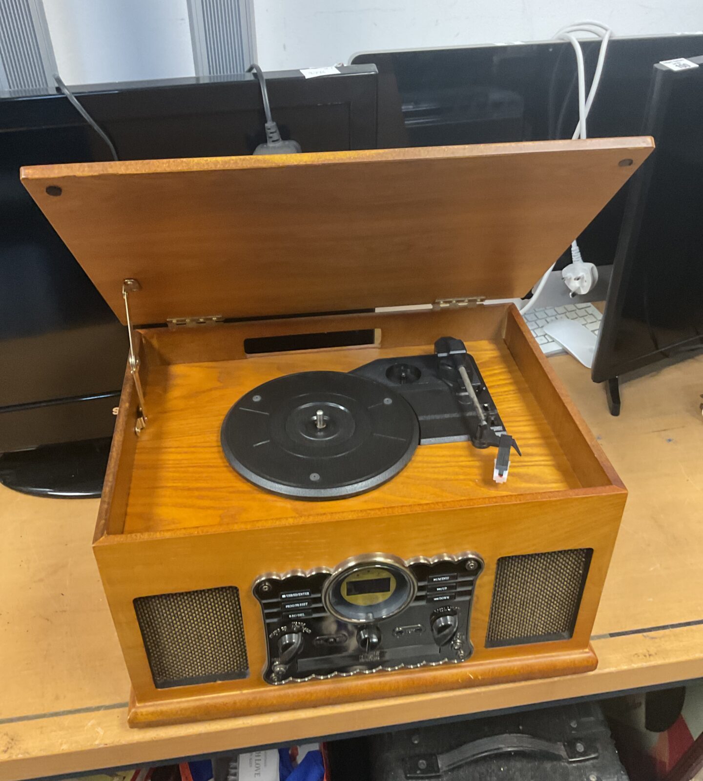 Coppers retro style music centre with cd cassette & record player