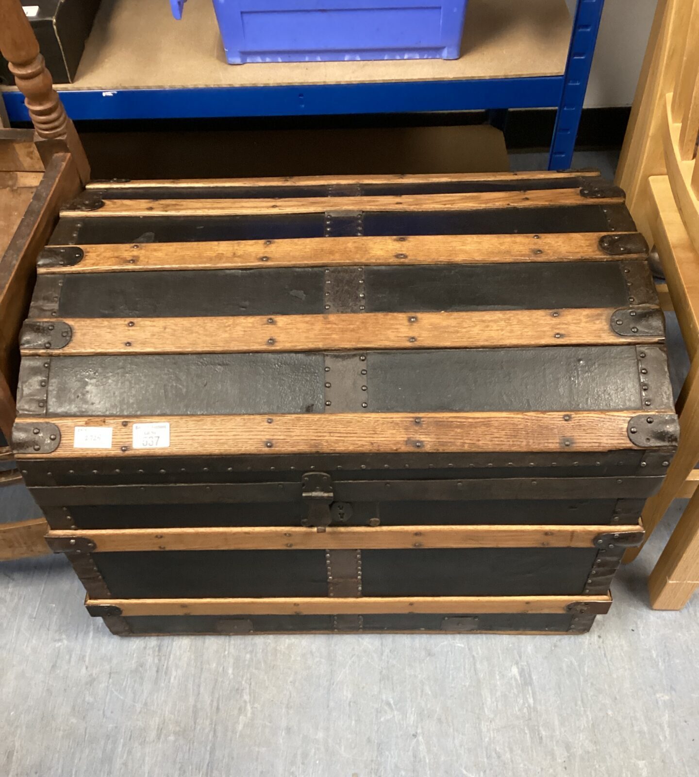 Early 20th century Hart & company refurbished domed travel trunk