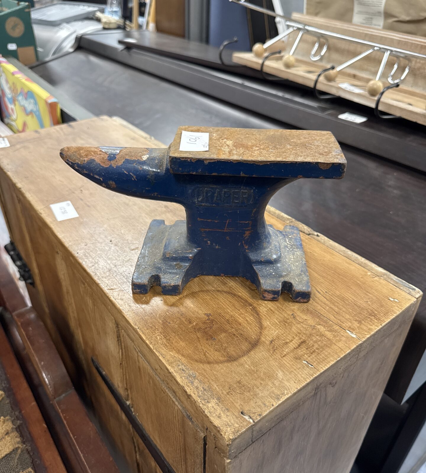 Small draper anvil