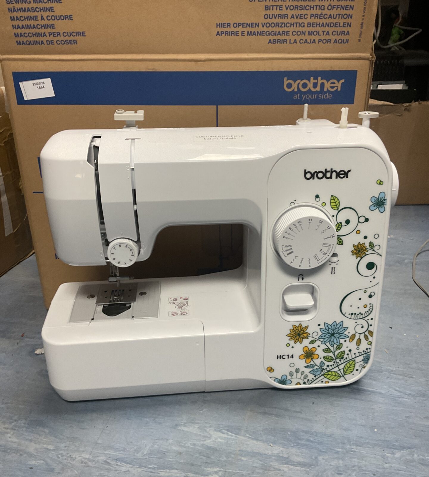 Brother hc14 sewing machine (no power cable)