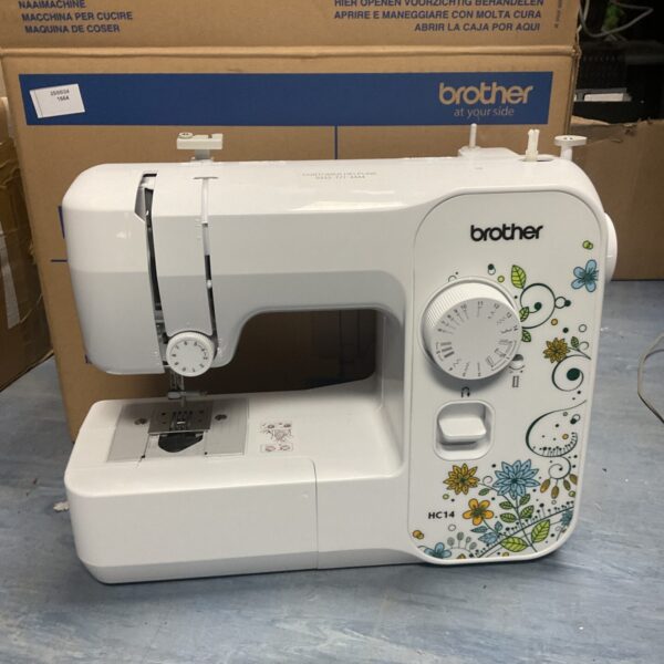 Brother hc14 sewing machine (no power cable)