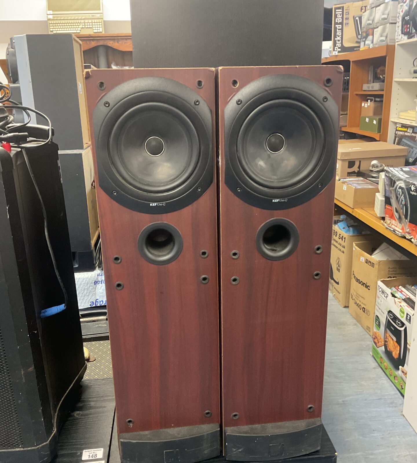 Pair of kef uni-q speakers