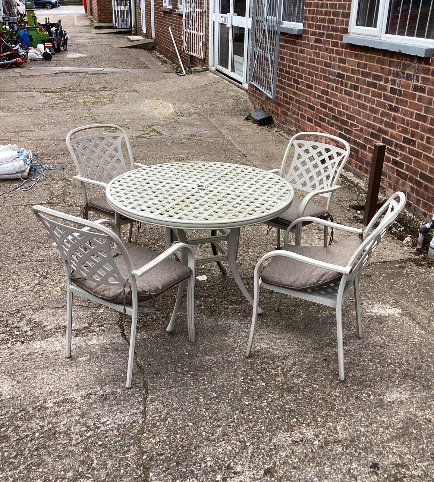Metal Garden Table with Four Chairs