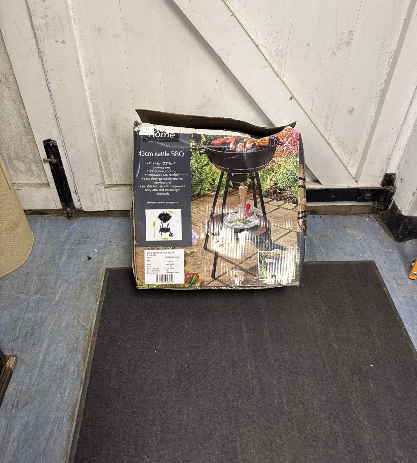 George home 43cm barbecue - appears new in box