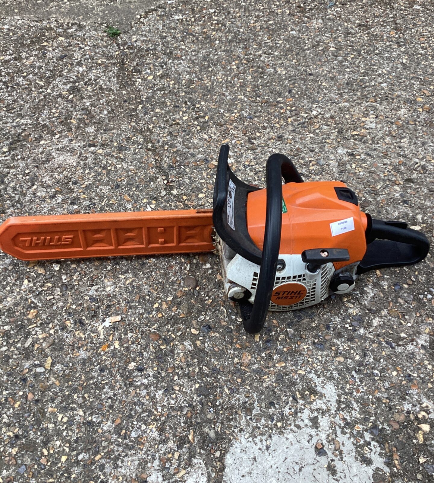Stihl MS211 petrol chainsaw
