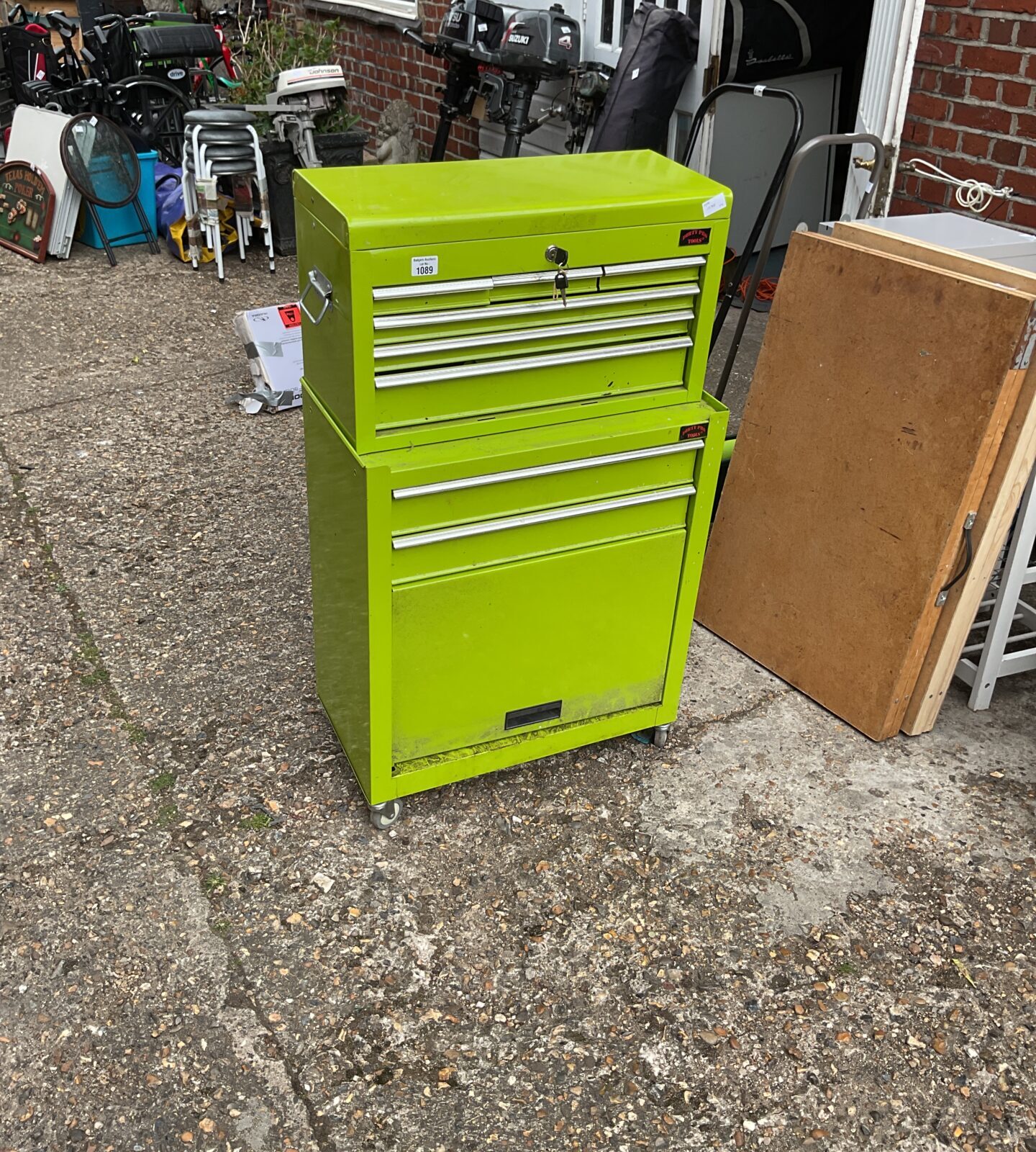 Dirty pro tools engineers wheeled tool cabinet