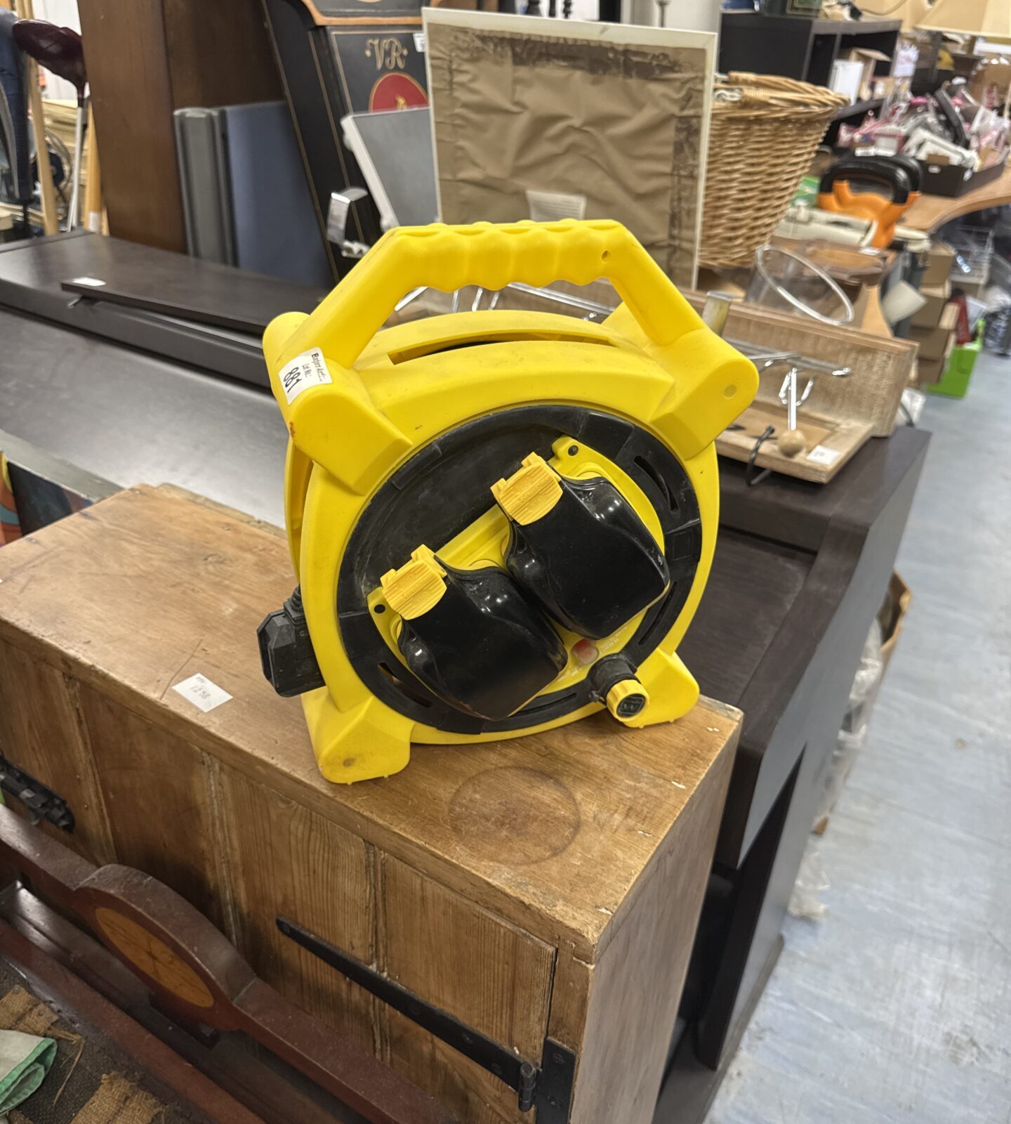 Masterplug two gang 20m extension reel with weatherproof sockets