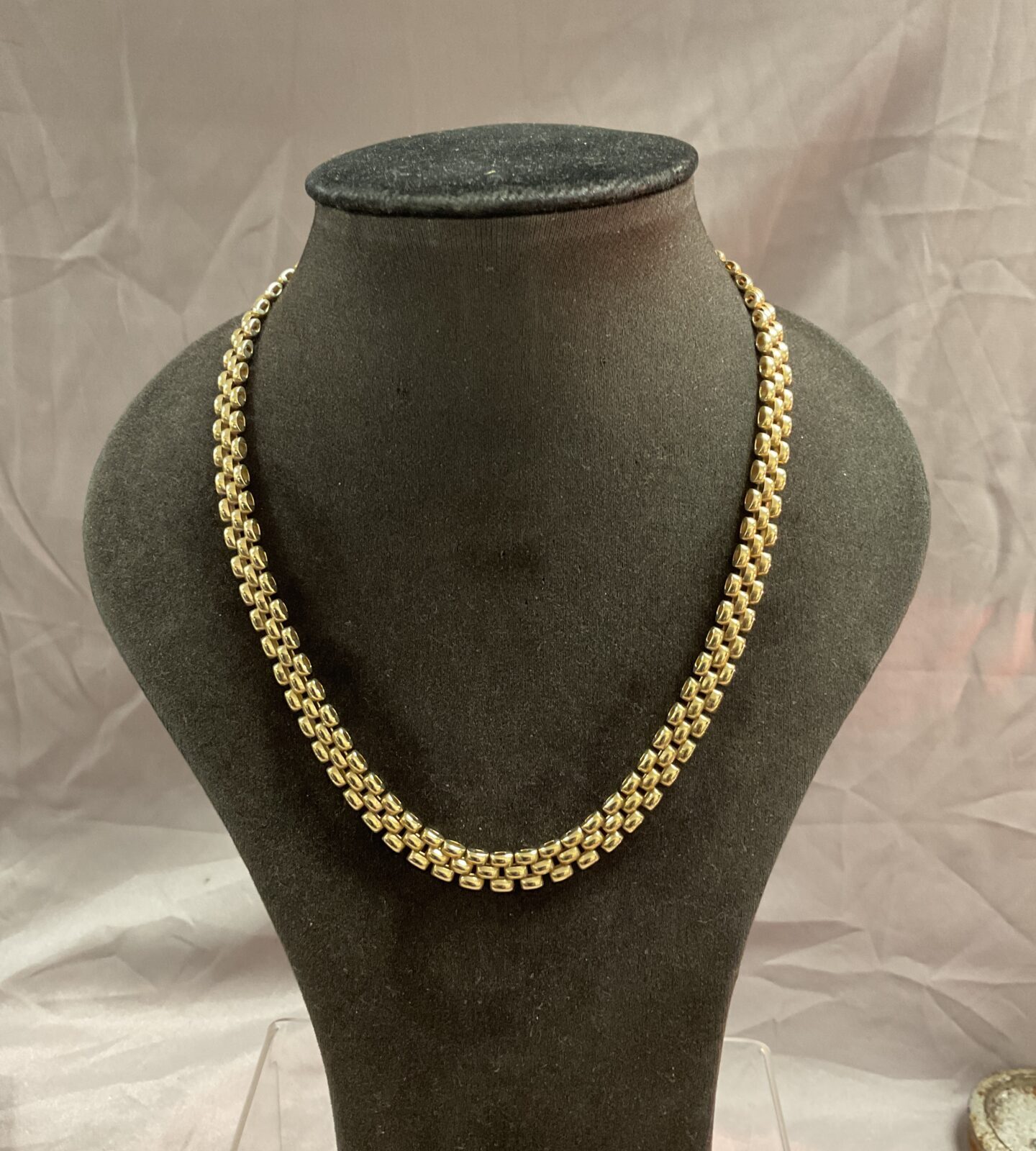 9ct yellow gold brick link 16” Chain necklace 31.84g