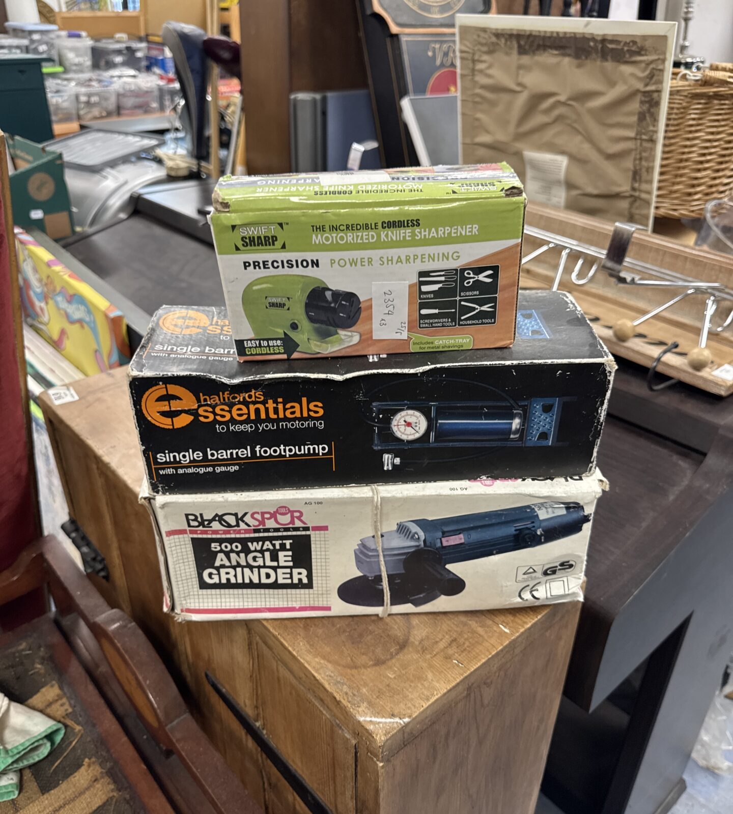 Selection of shed clearance items inc blackspur angle grinder