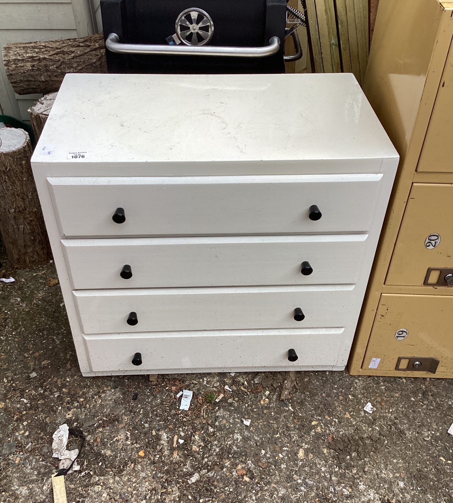 Compact Set of white vintage Drawers