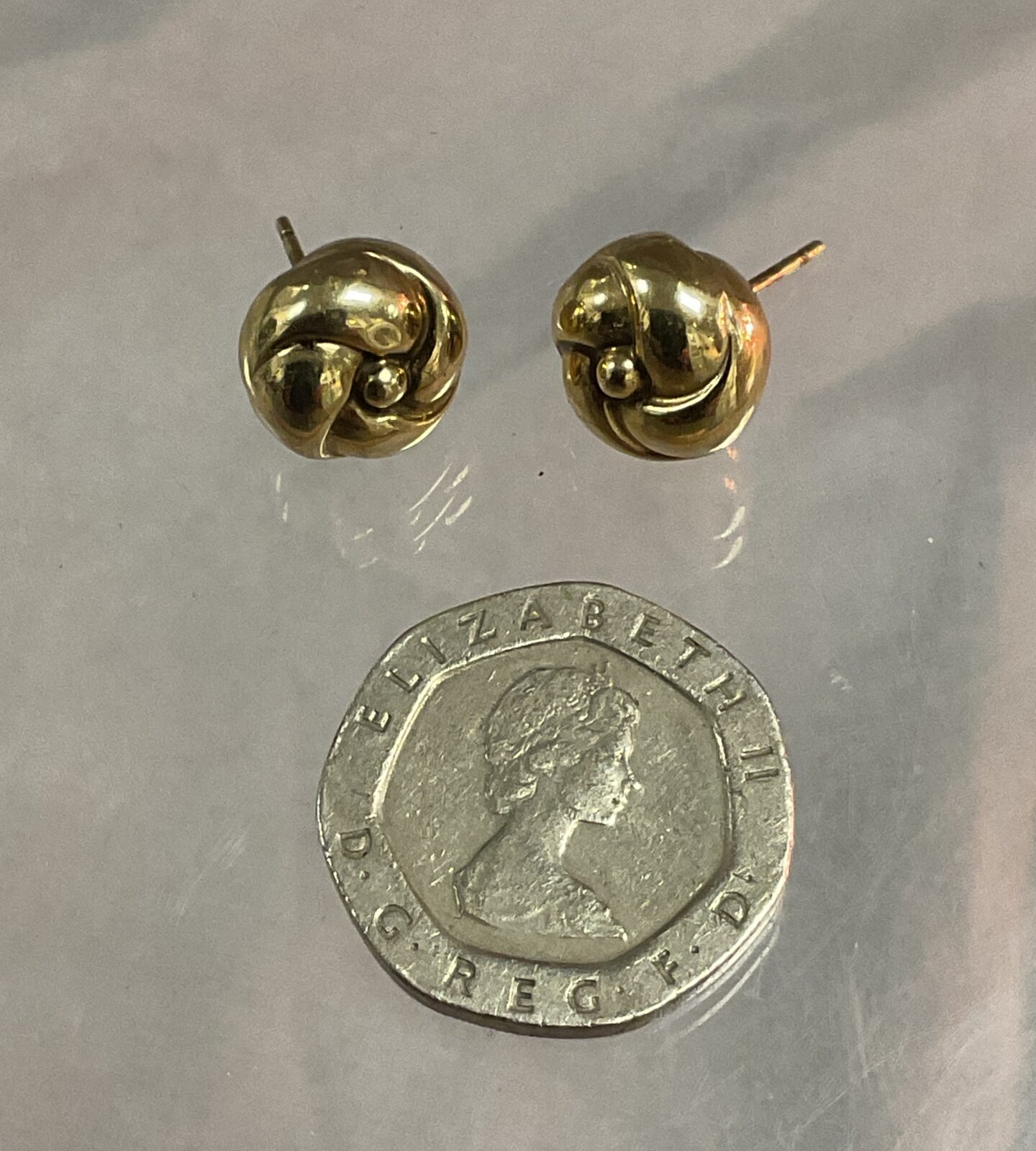 Pair of 9ct yellow gold ball  Earrings