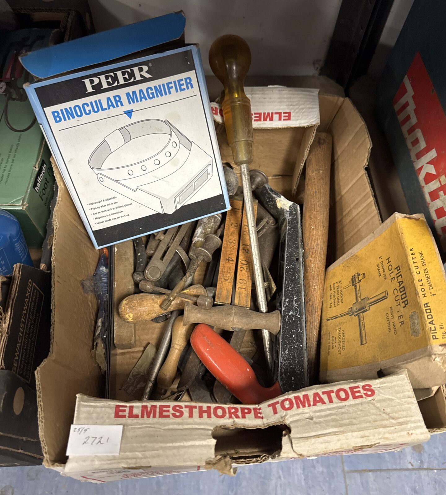 Box of mostly vintage shed clearance items