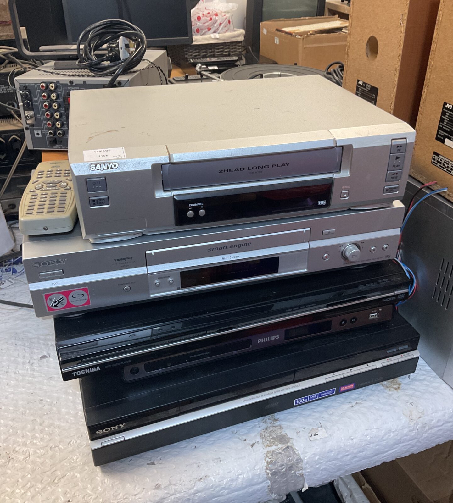 Four vhs & dvd players inc sony & toshiba