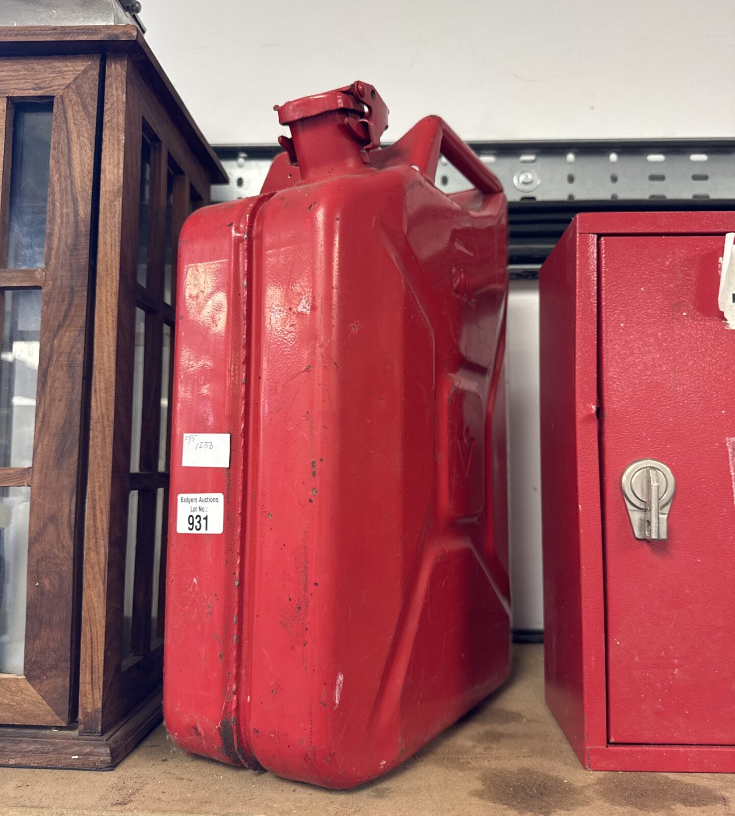 20l Red Jerry can