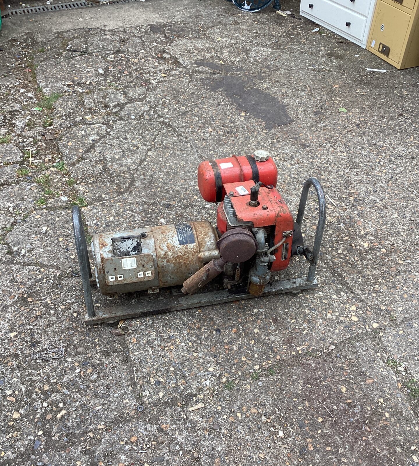 TW Wallis generator