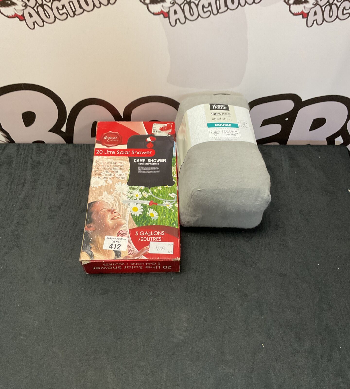 Redwood leisure 20 ltr solar shower with george fitted sheet