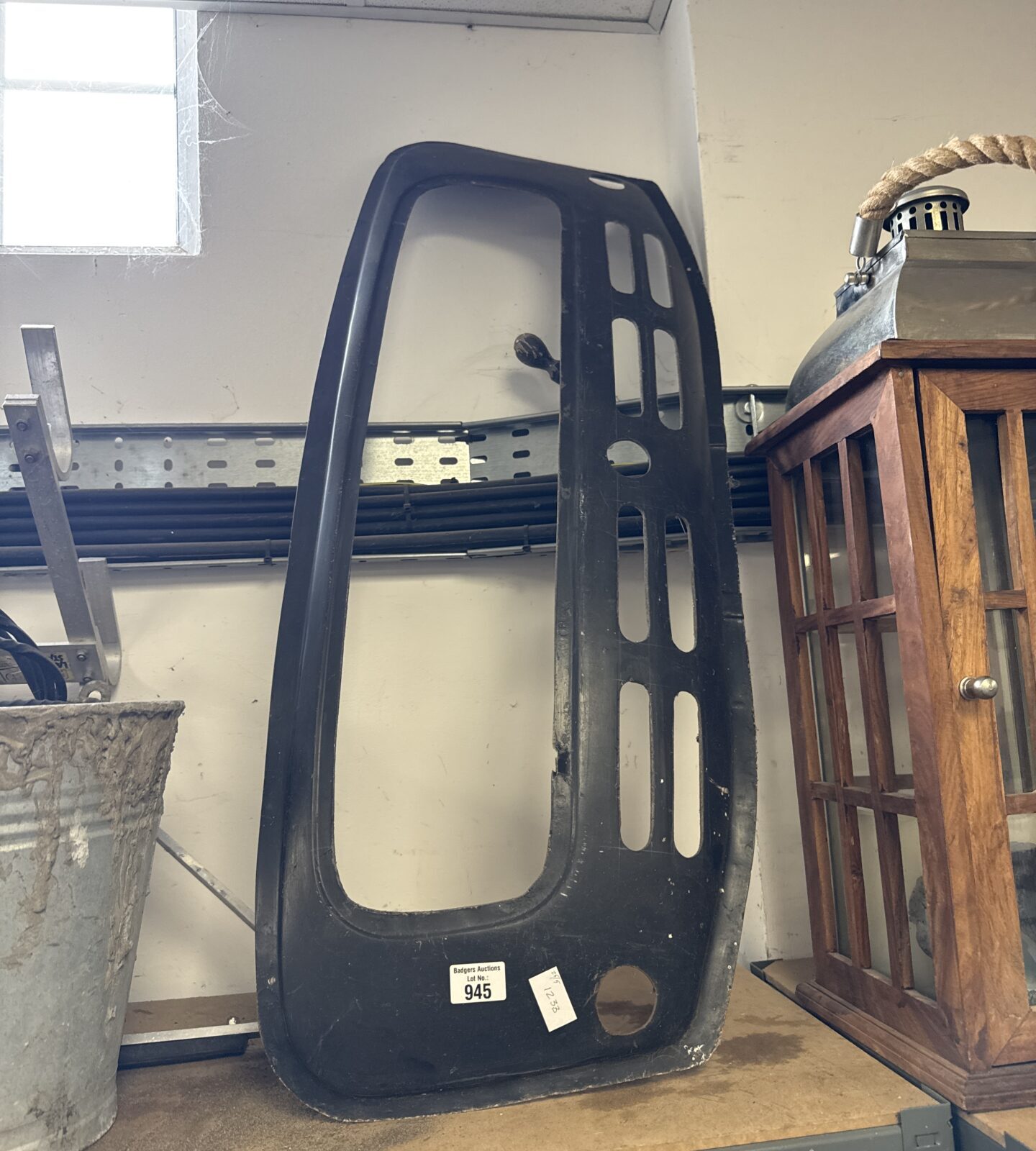Fibreglass front panel for Morris 1000 traveller