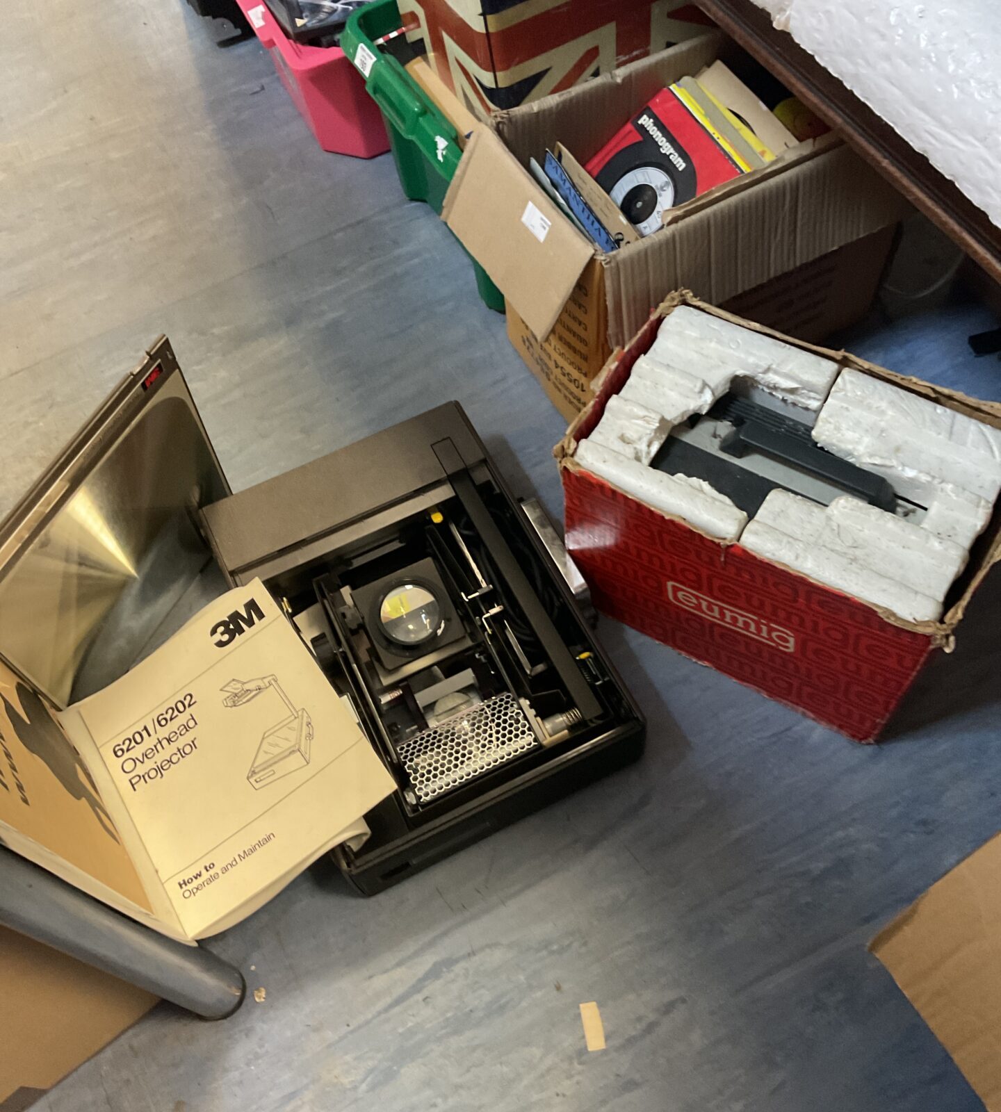 3m overhead projector & eumig 8mm film projector