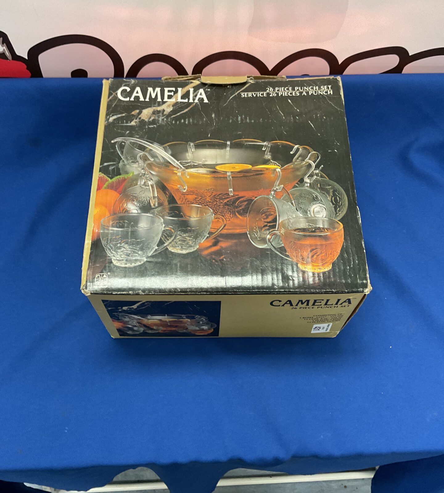Boxed camelia 26 pcs punch set