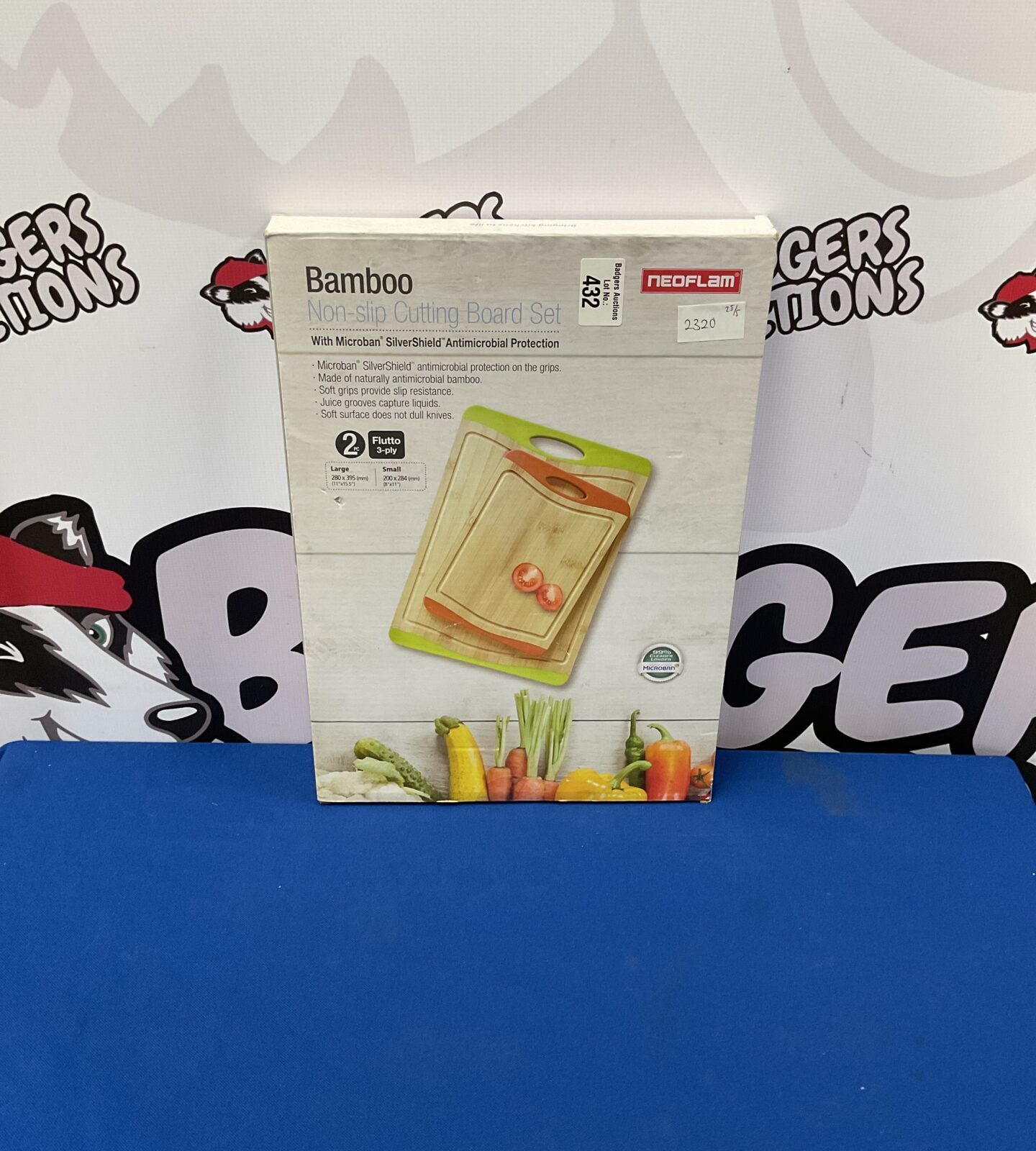Neoflam bamboo non slip cutting board set