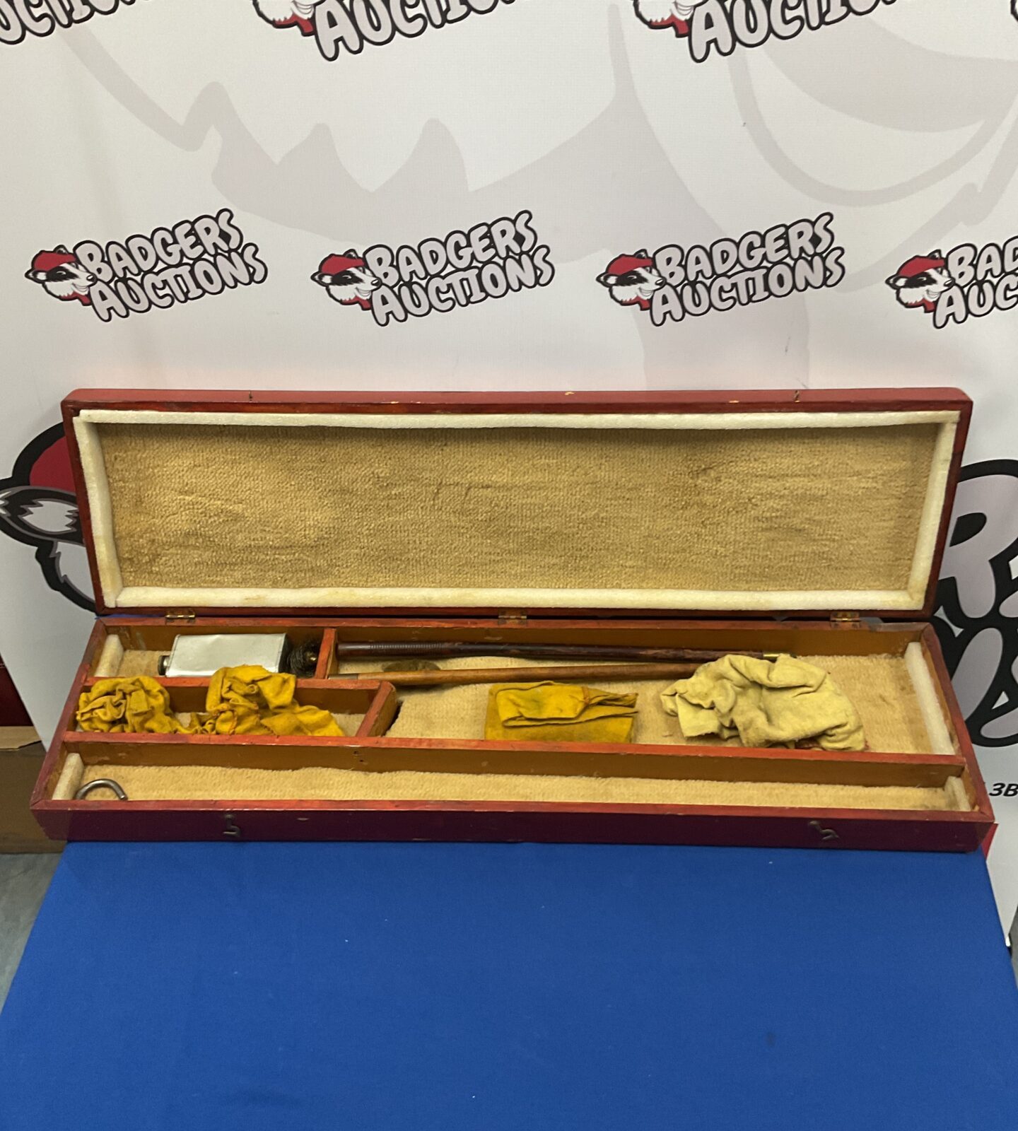 Vintage rifle cleaning kit