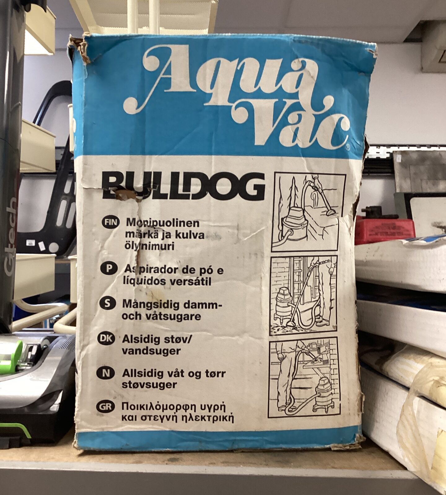 Aqua vac bulldog indoor & outdoor vacuum cleaner