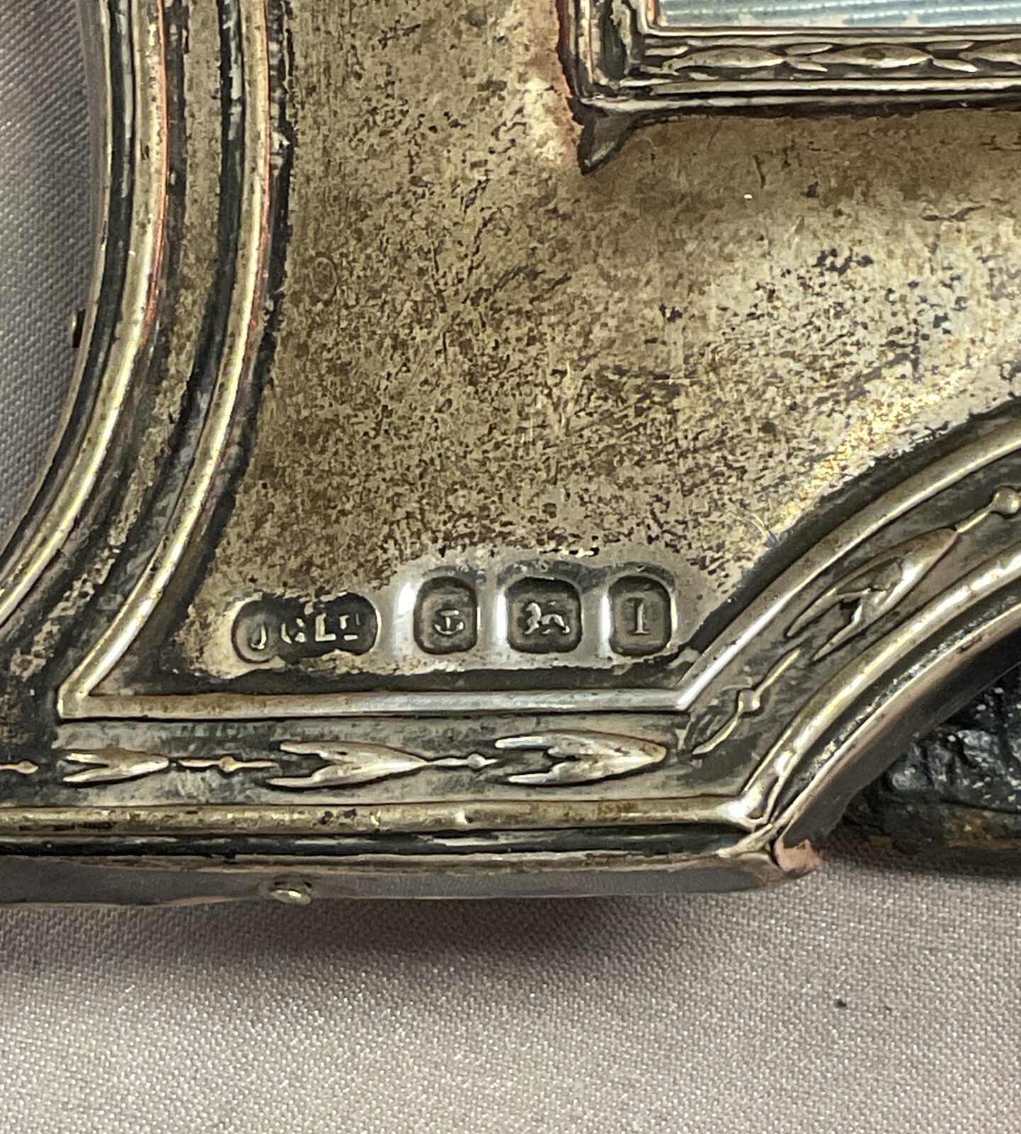 Hallmarked  Sterling  Silver Art nouveau photo frame 7”x 9” - Image 2