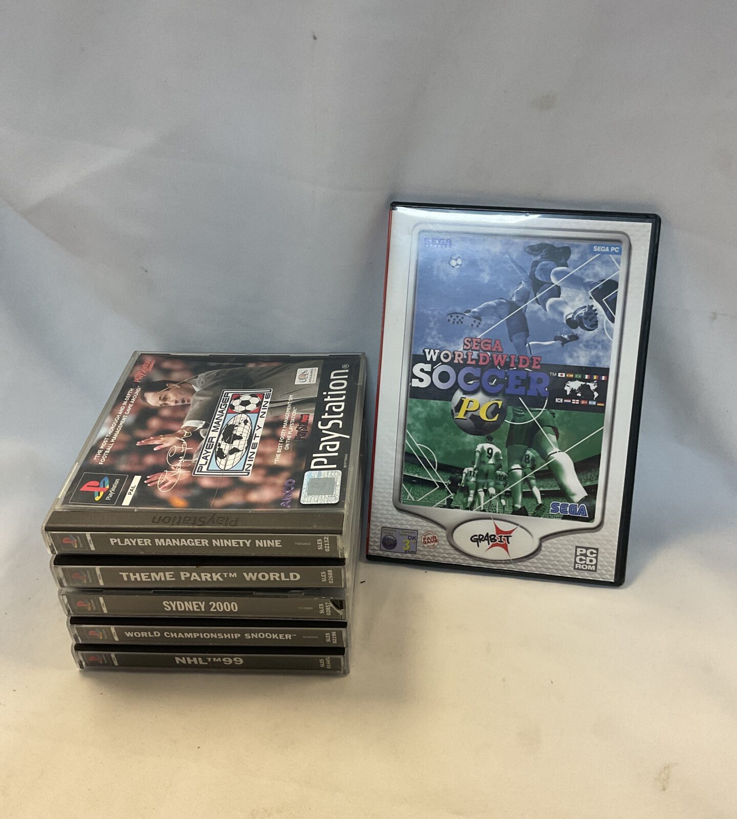 Selection of sony PlayStation games inc theme park world