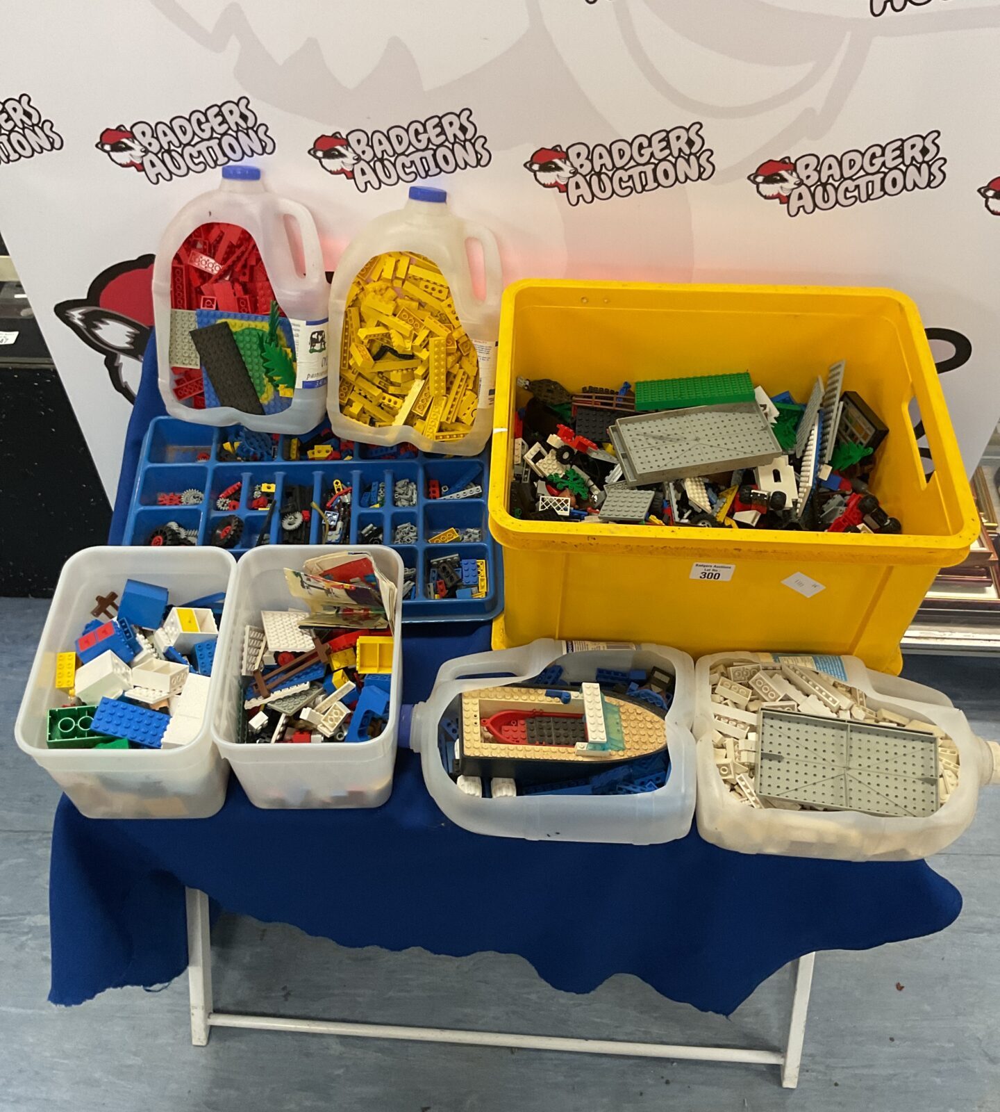 Large collection of mixed vintage Lego