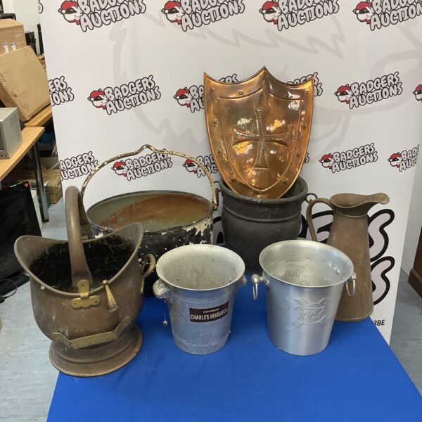Lot of mixed metalware including copoer shield, copper scuttle & cast iron cauldron
