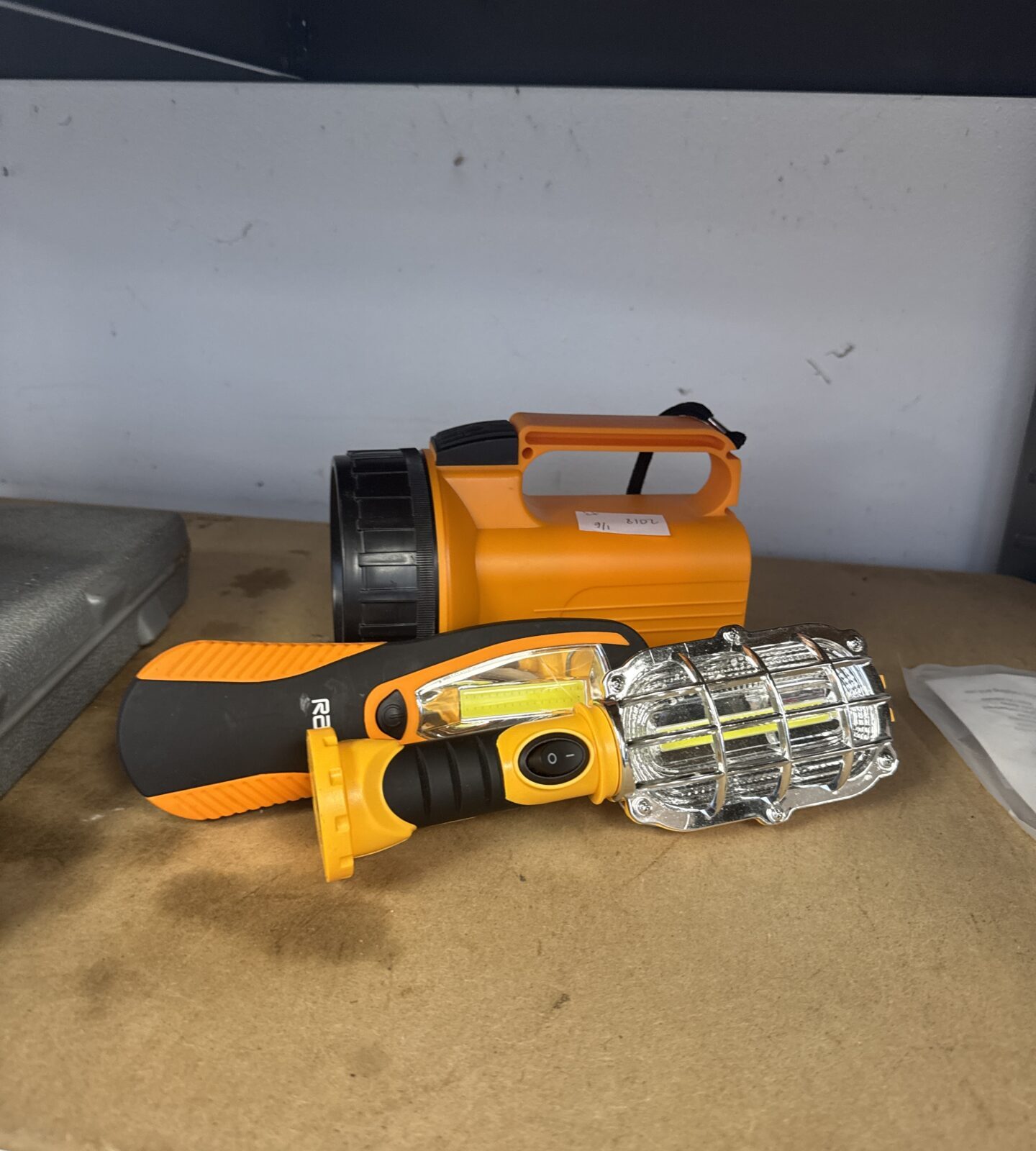 RAC torch & inspection lamp with everbrite inspection lamp - untested as no batteries, inspection lamps take AA