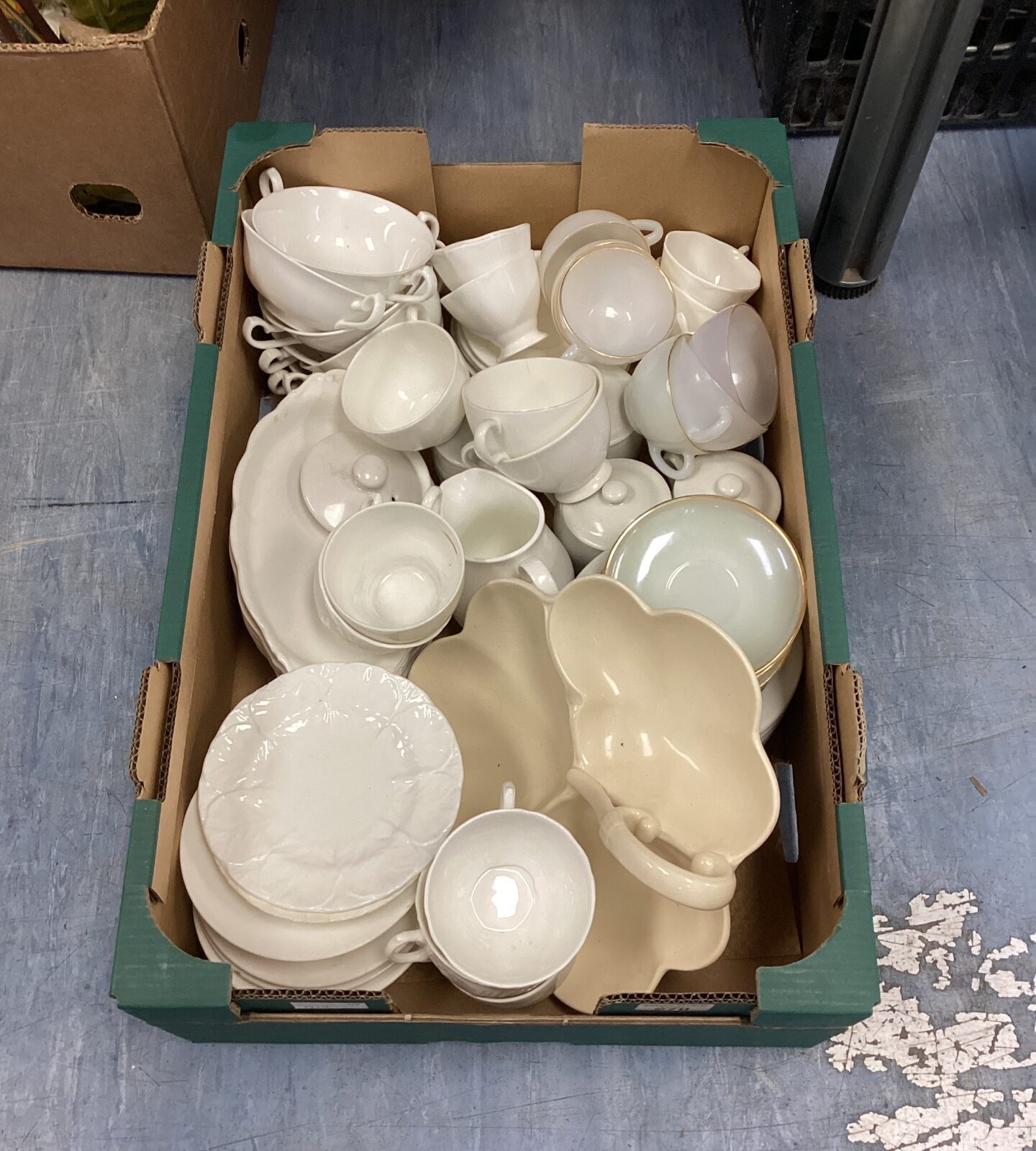 Tray of mixed white Porcelain tableware