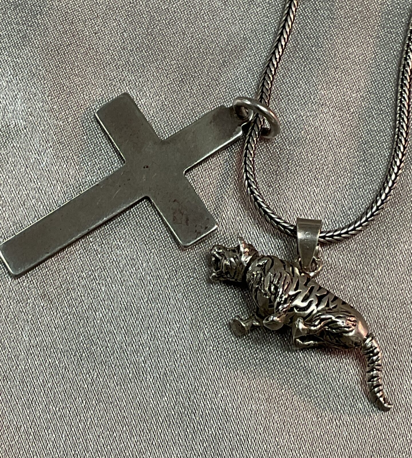 Articulated Silver Tiger pendant and cross On Snakelink chain 24” necklace - Image 2