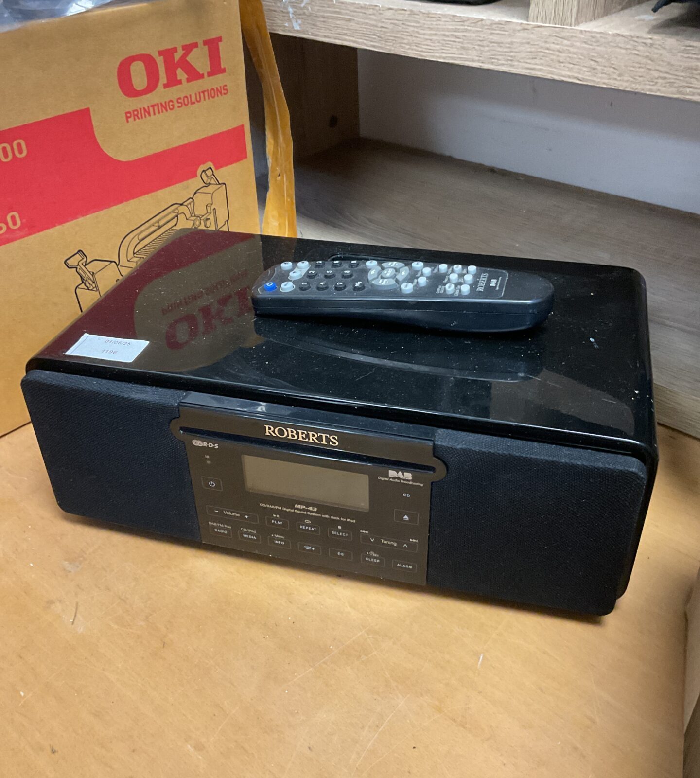 Roberts mp-43 dab cd radio with remote