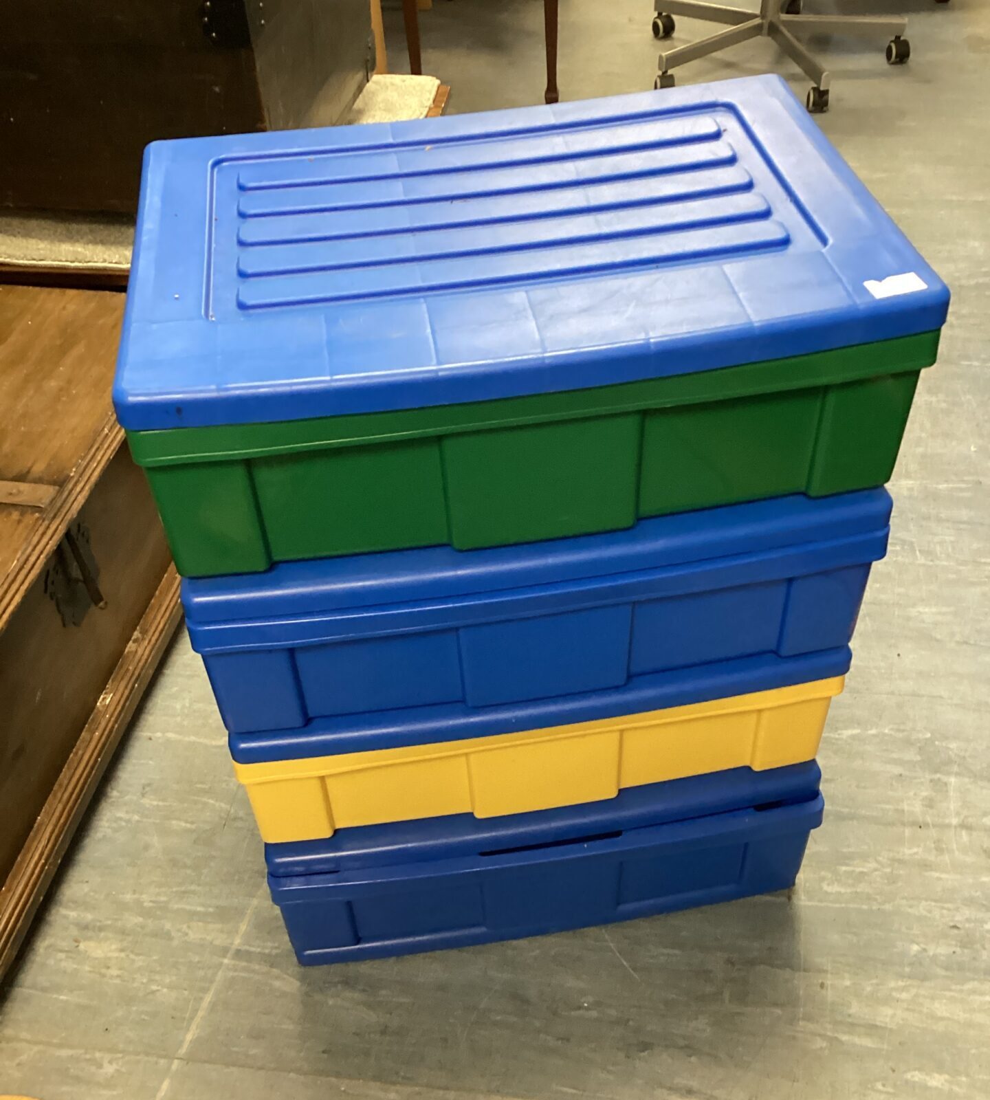 Plastic four drawer storage unit
