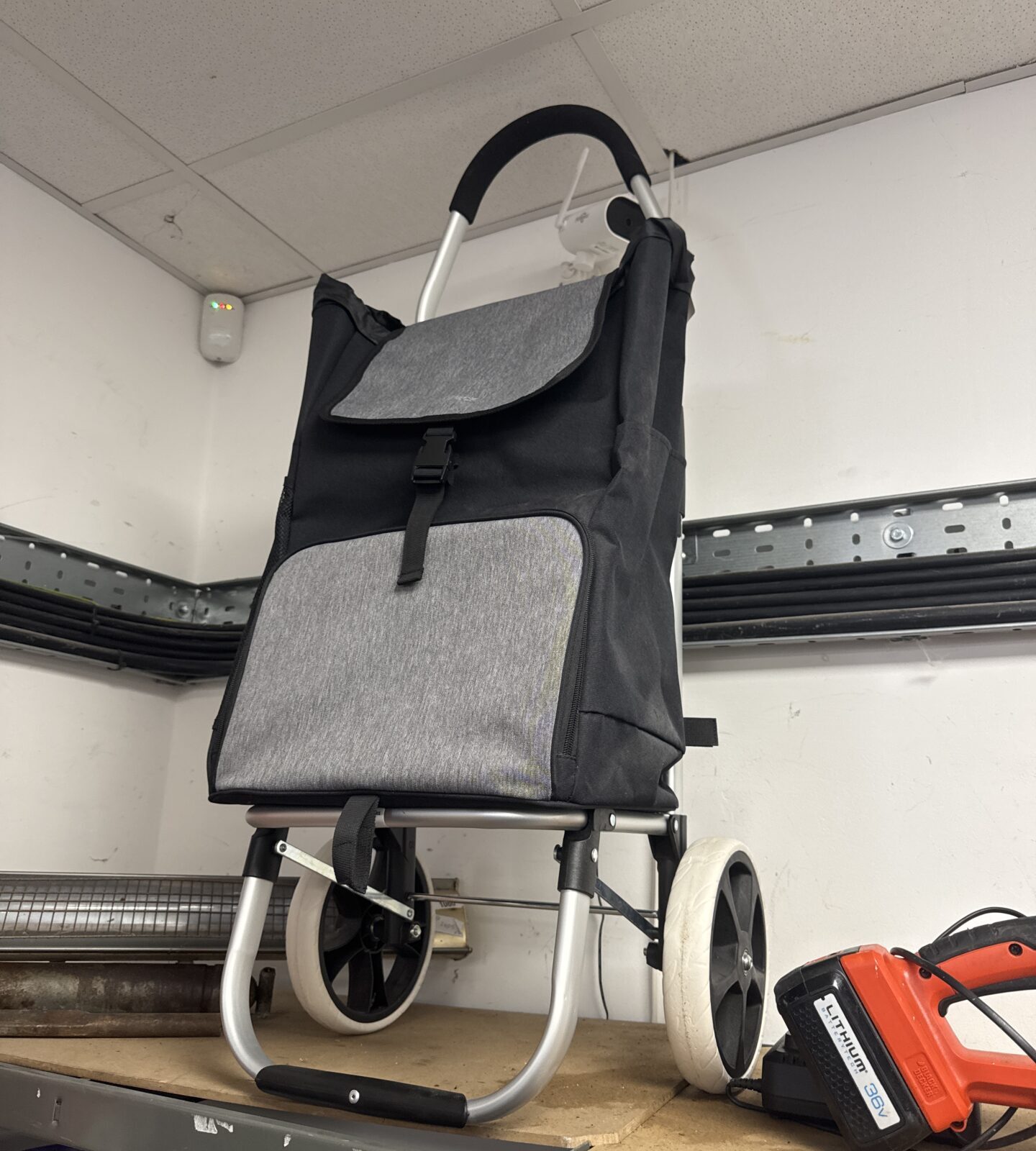 inatreck folding shopping trolley