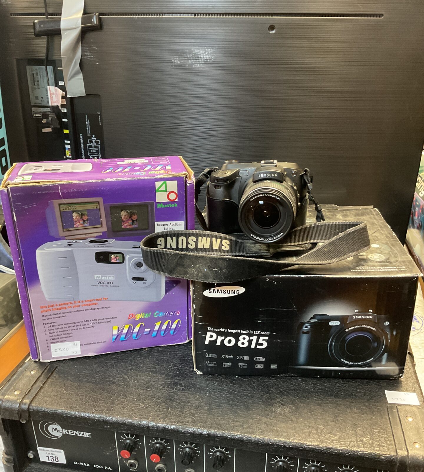 Samsung pro 815 & mustek vdc-100 digital cameras