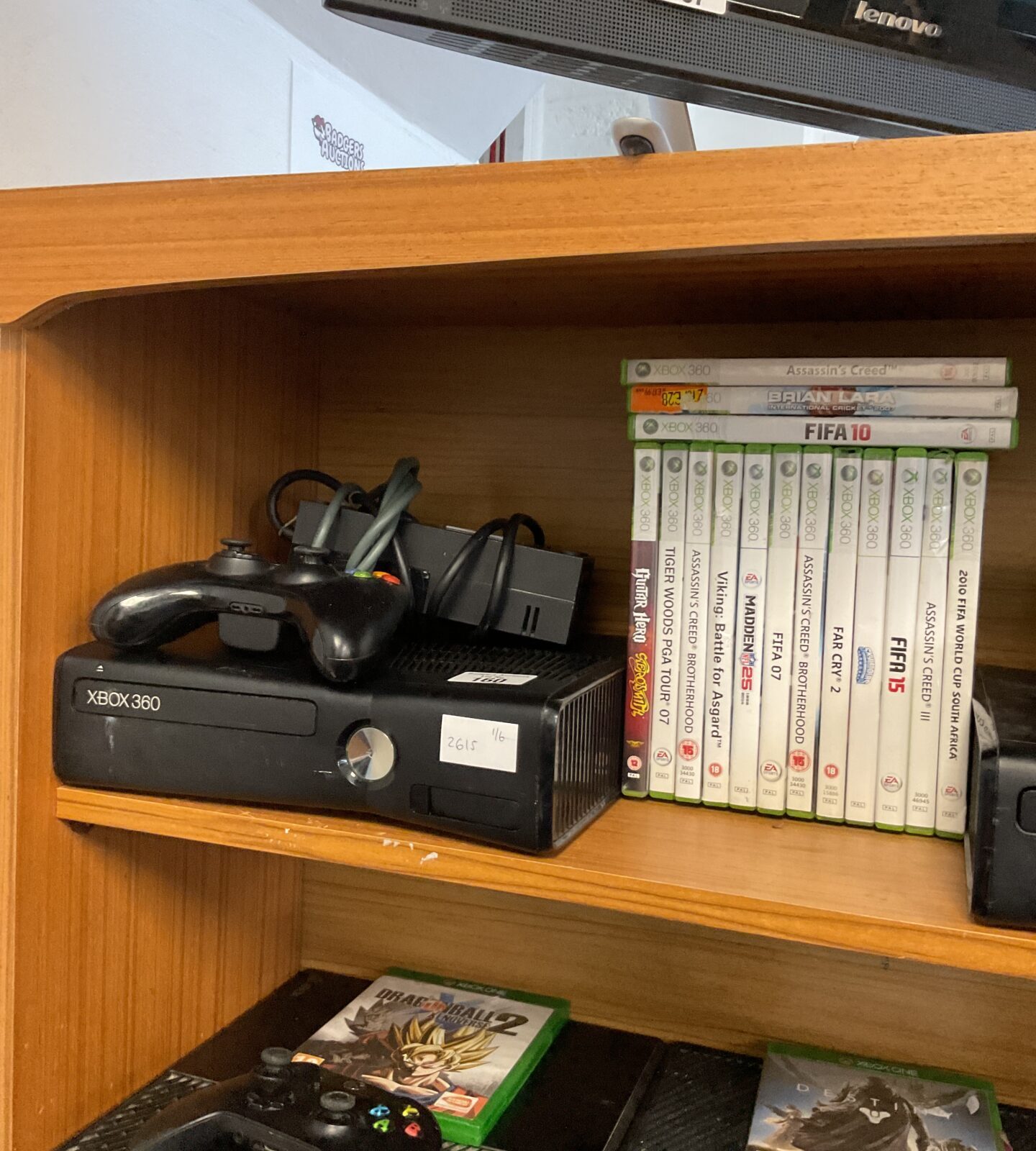 Xbox 360 console bundle with games
